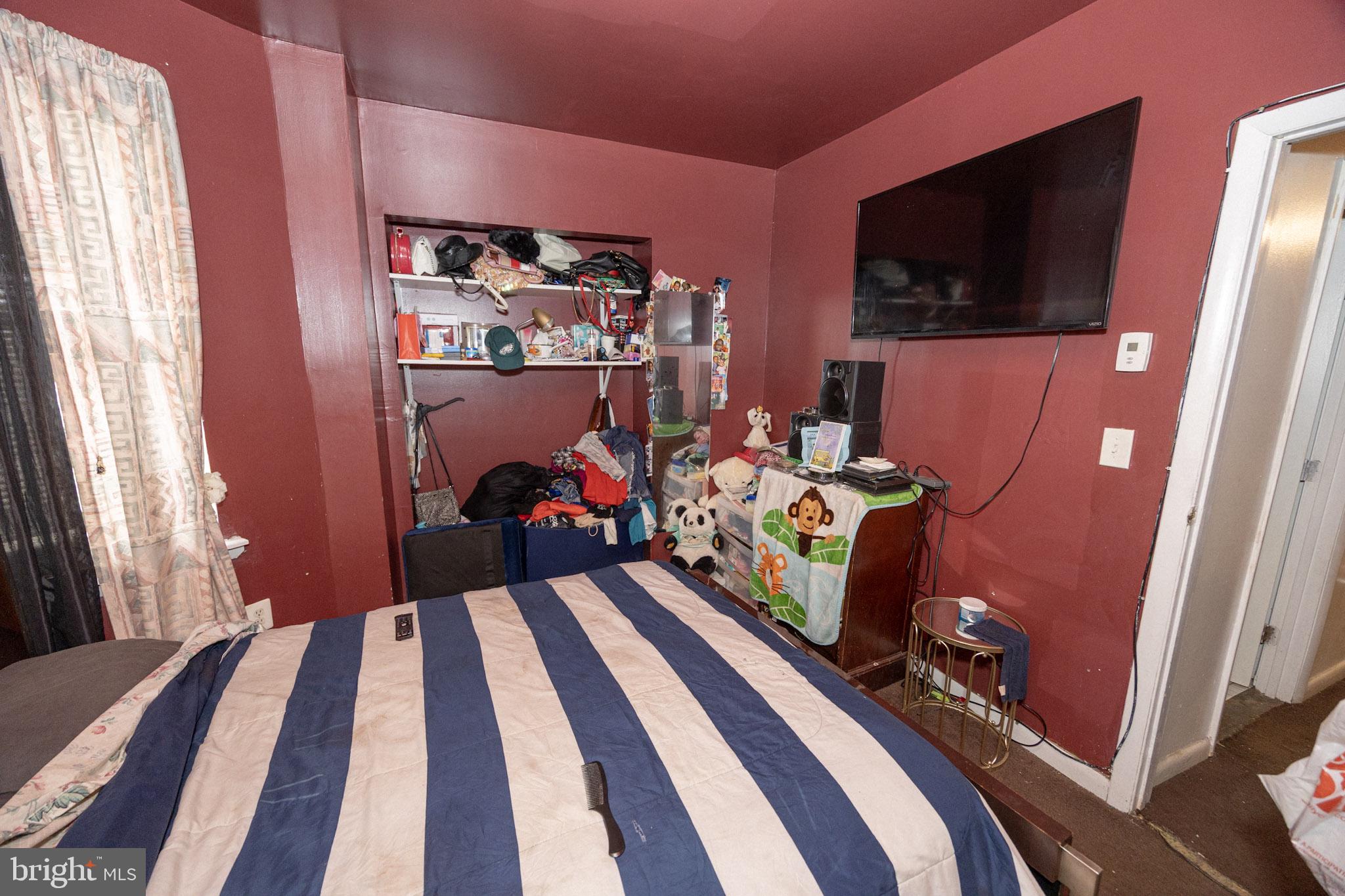 PHILADELPHIA (WEST) - Residential