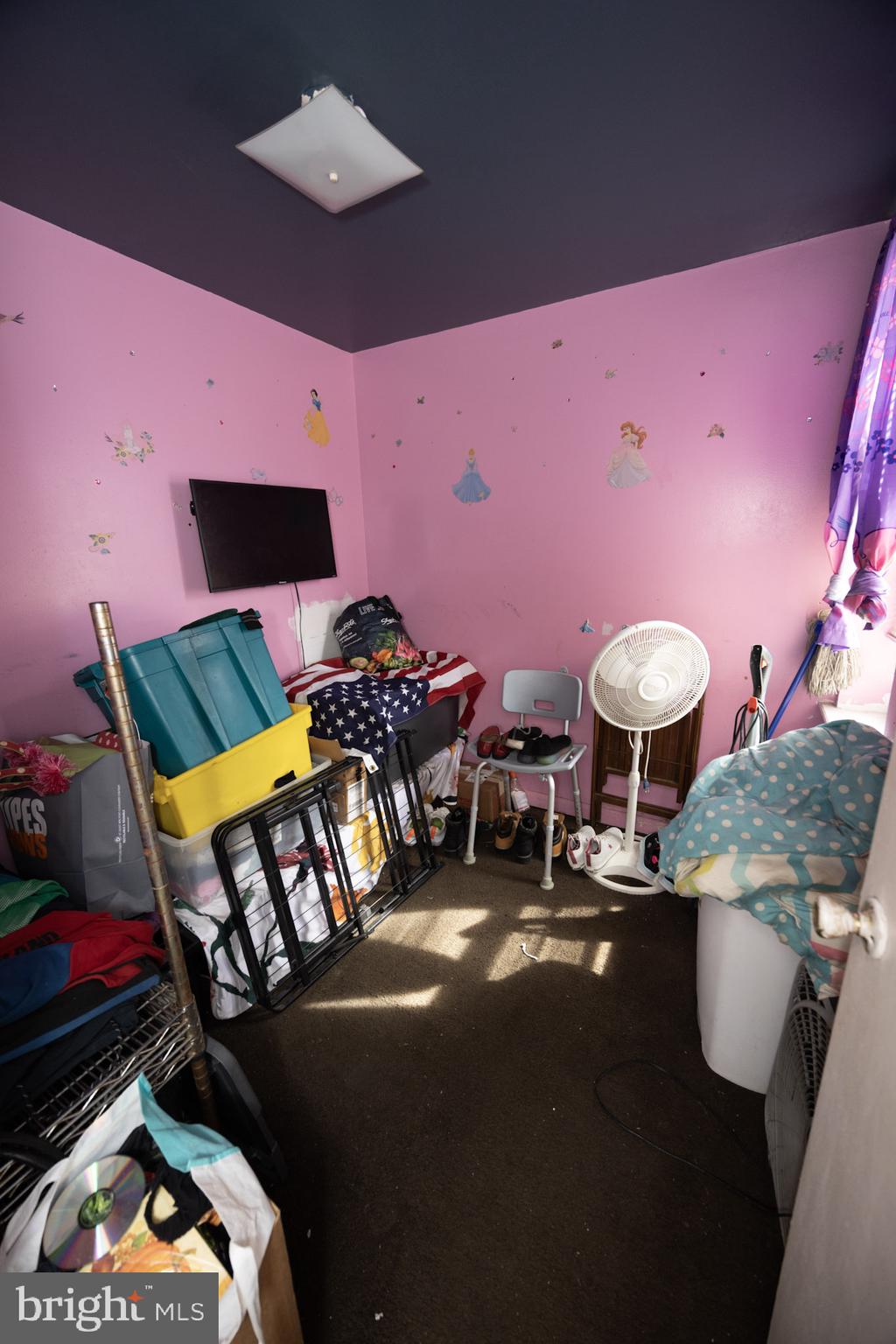 PHILADELPHIA (WEST) - Residential