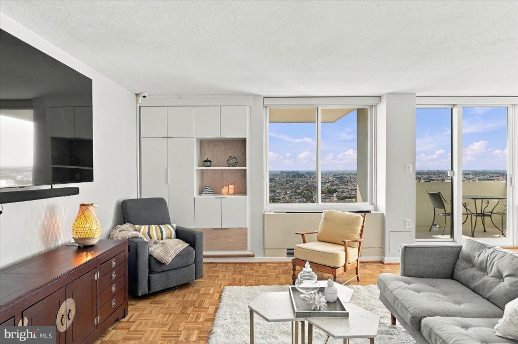 Photo of 604 S Washington Square #2503, PHILADELPHIA, PA 19106 (MLS # PAPH2679912)