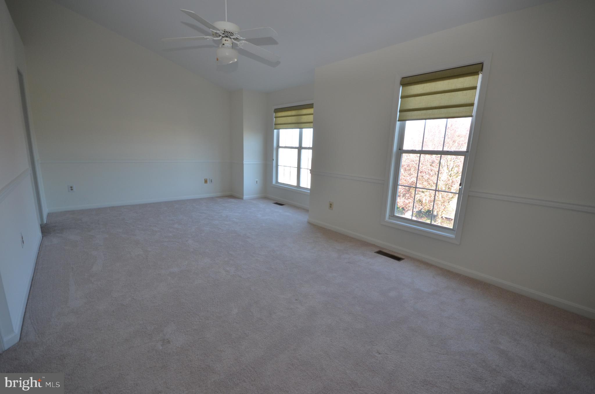 ASHBURN VILLAGE - Residential Lease