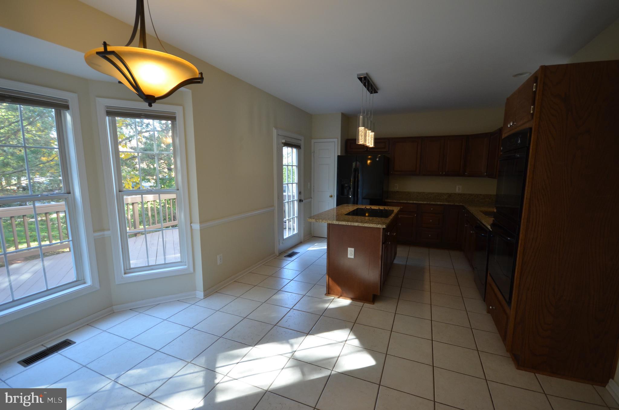 ASHBURN VILLAGE - Residential Lease