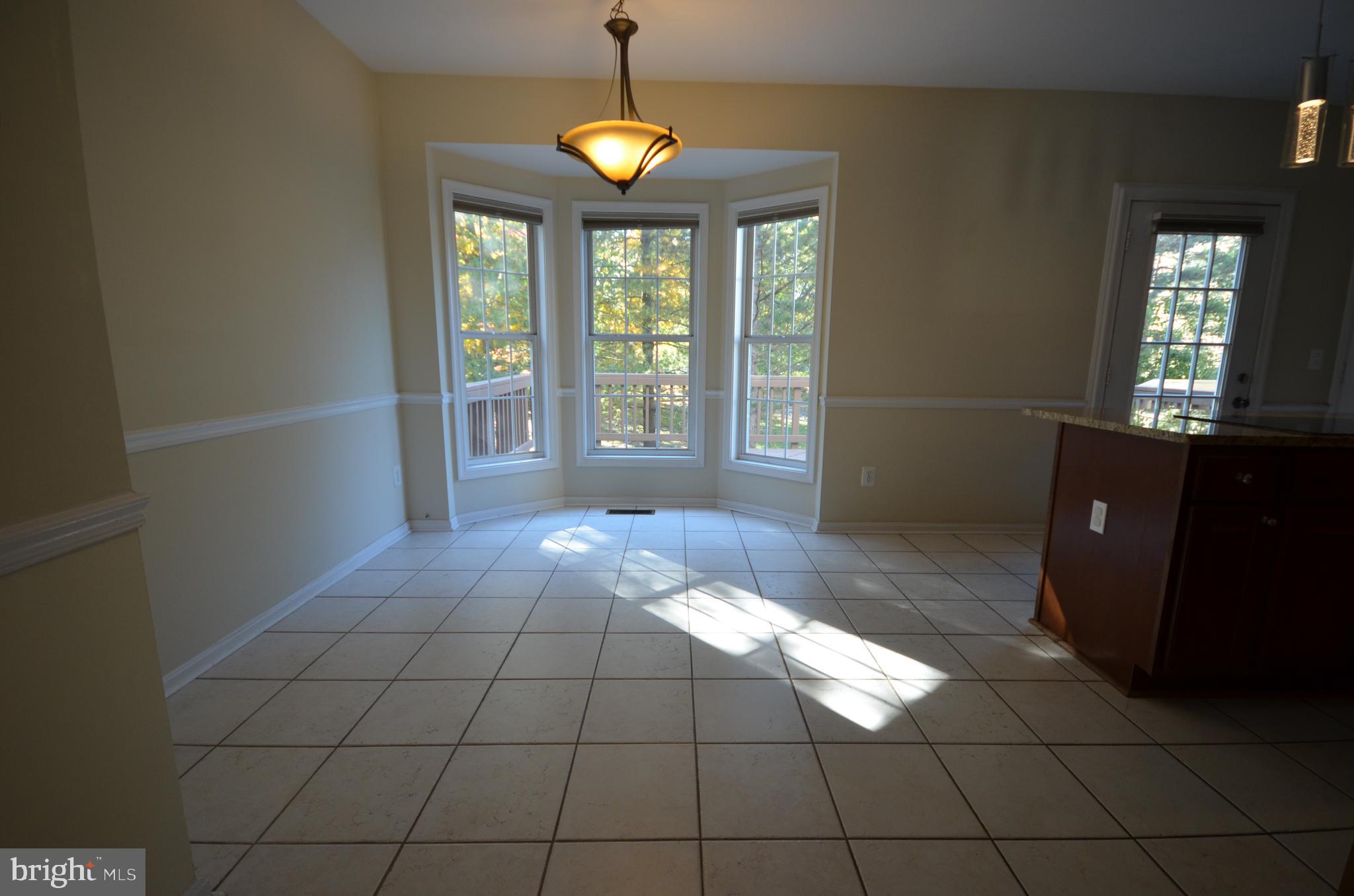 ASHBURN VILLAGE - Residential Lease