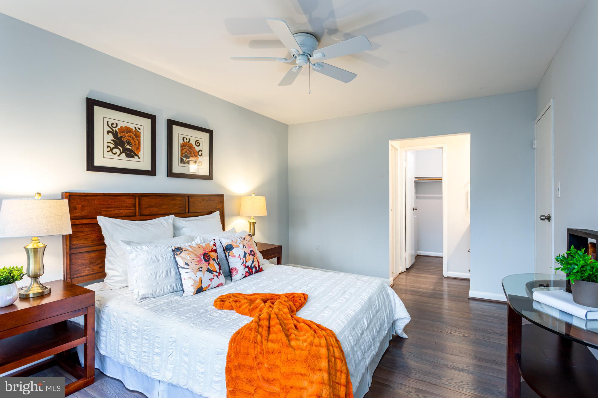 RESTON - Residential