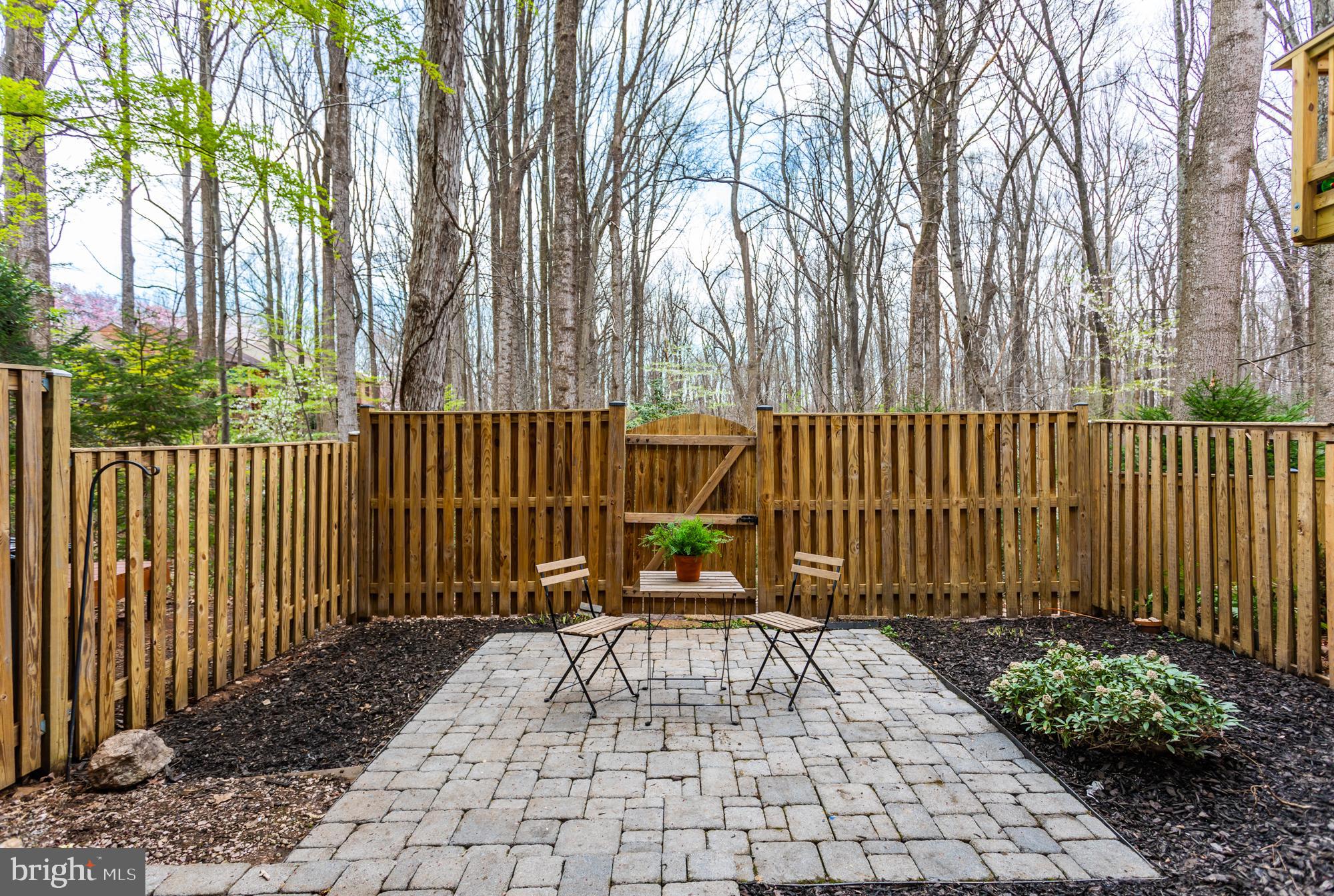 RESTON - Residential