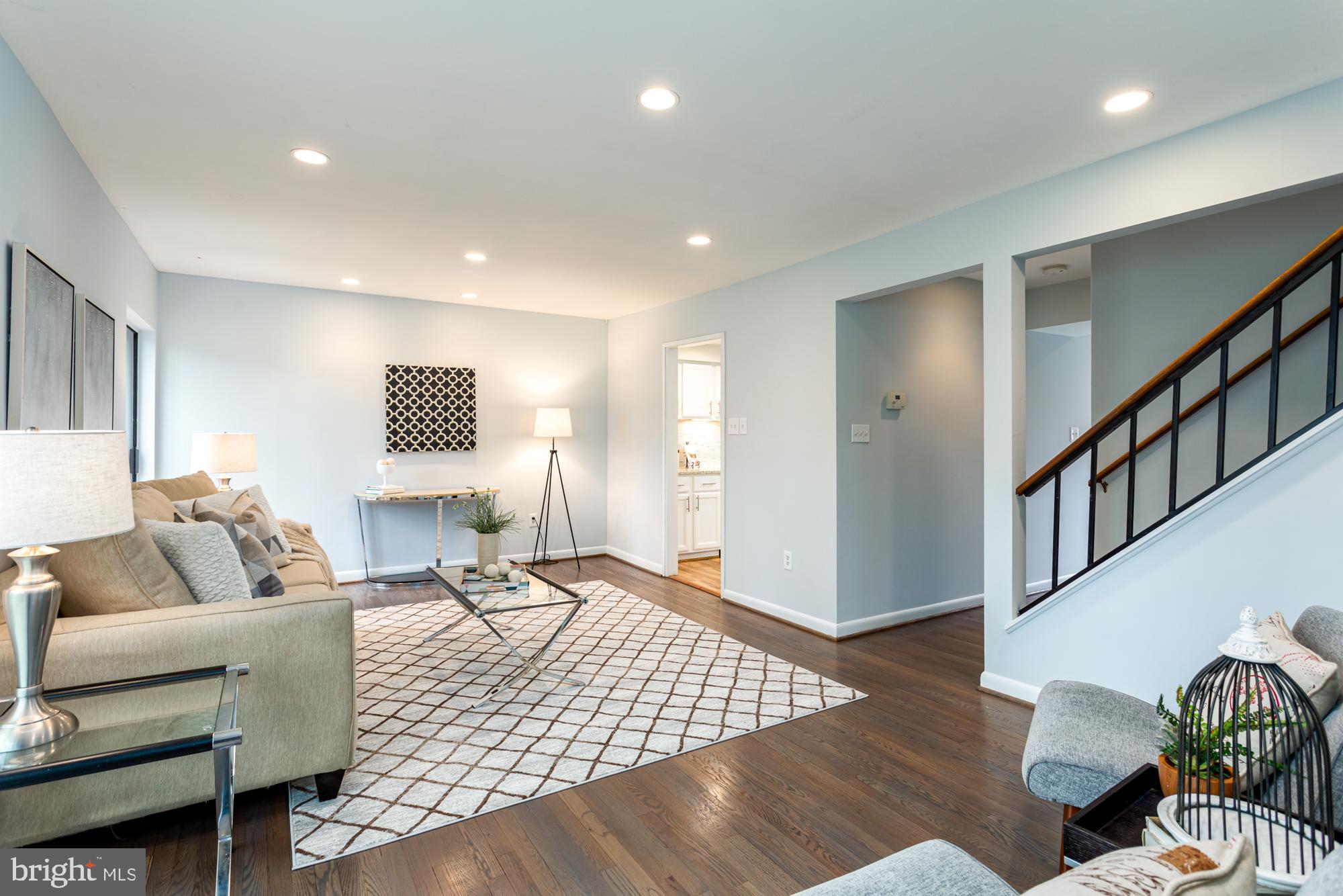 RESTON - Residential