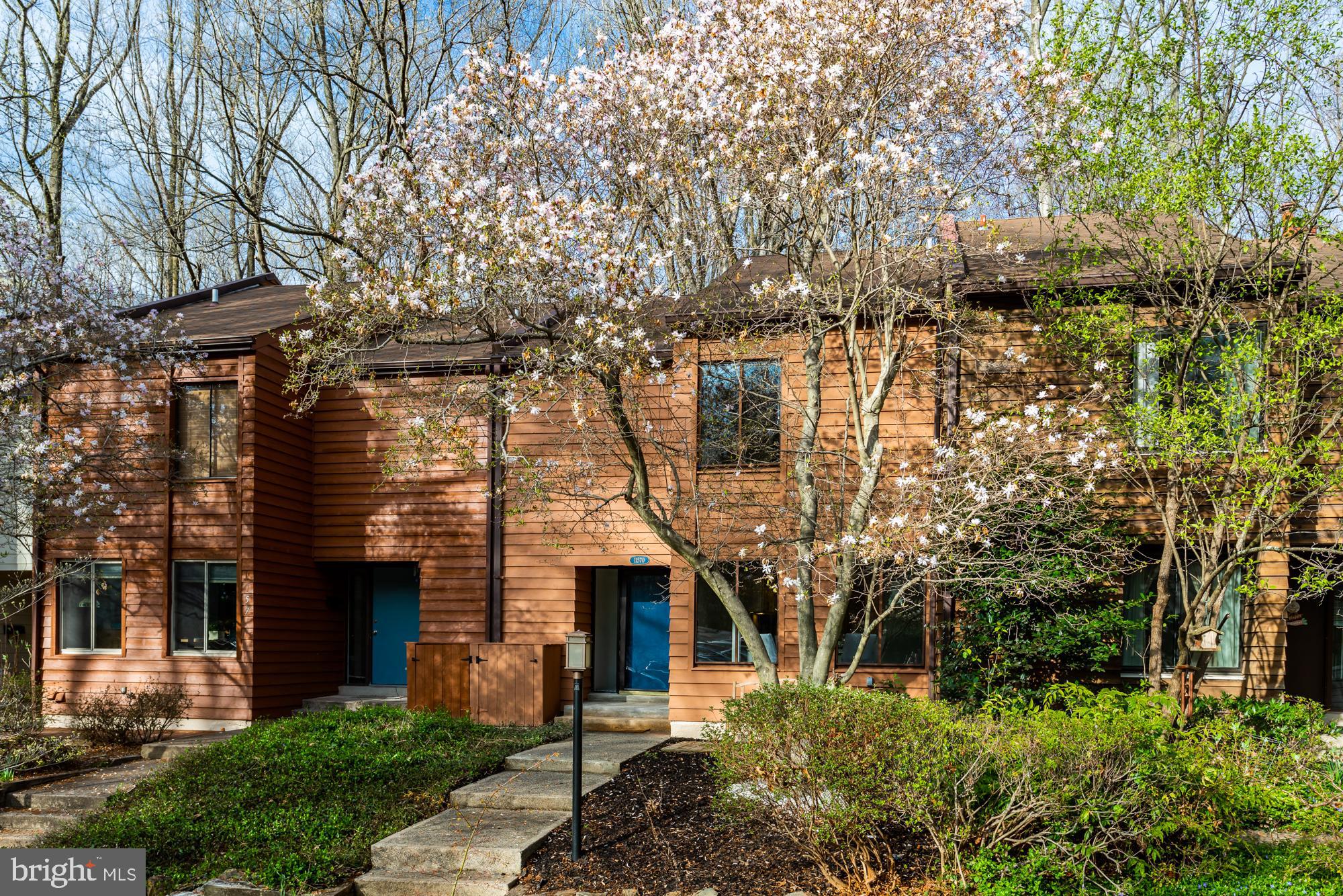 RESTON - Residential