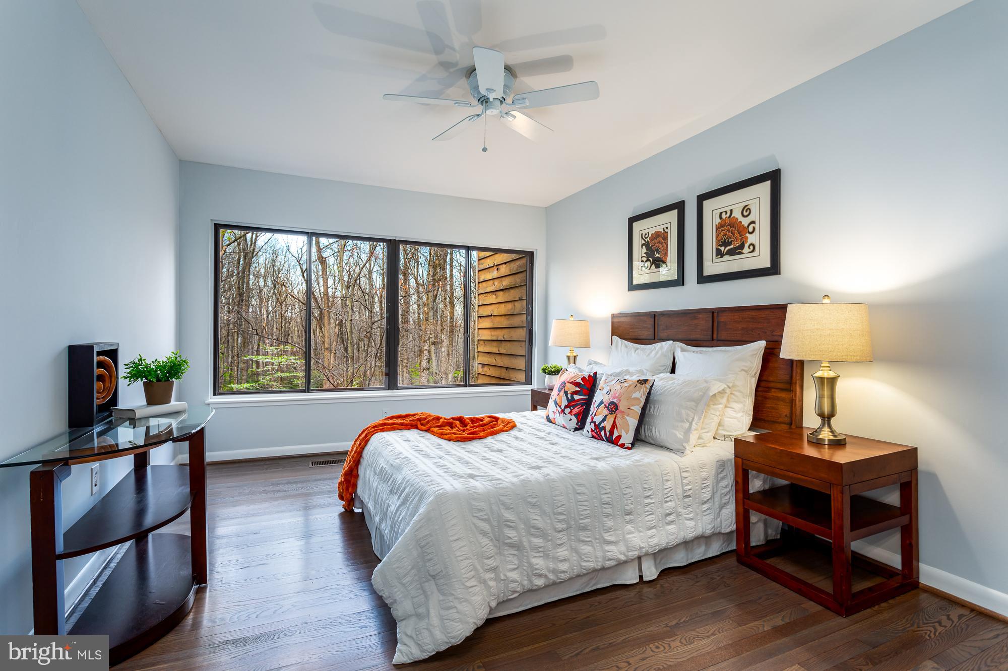 RESTON - Residential