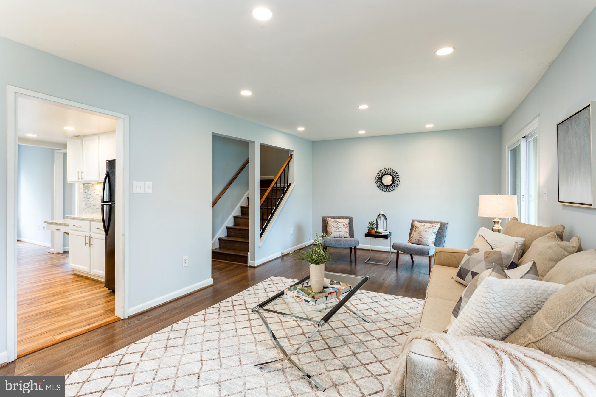 RESTON - Residential