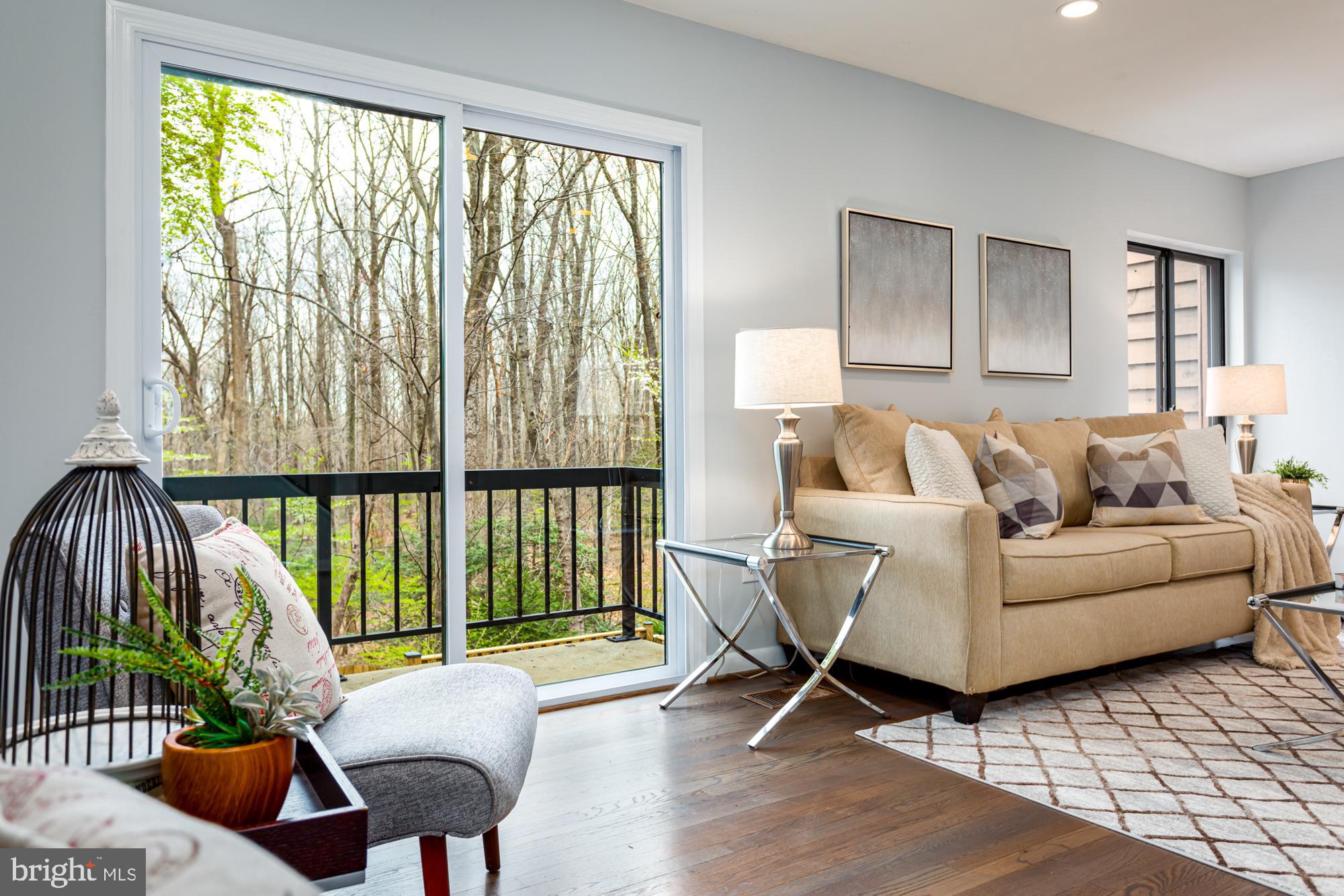 RESTON - Residential