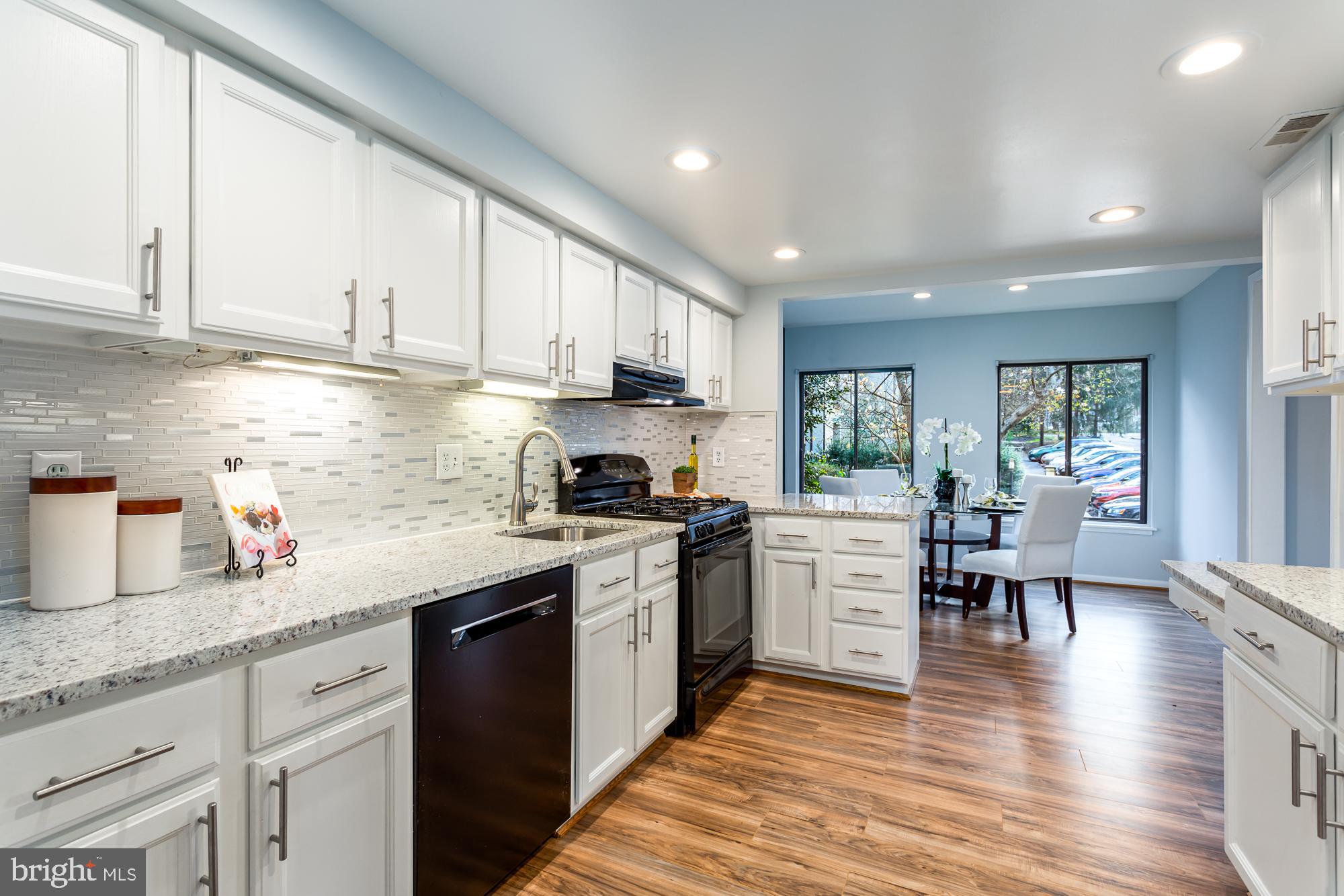 RESTON - Residential