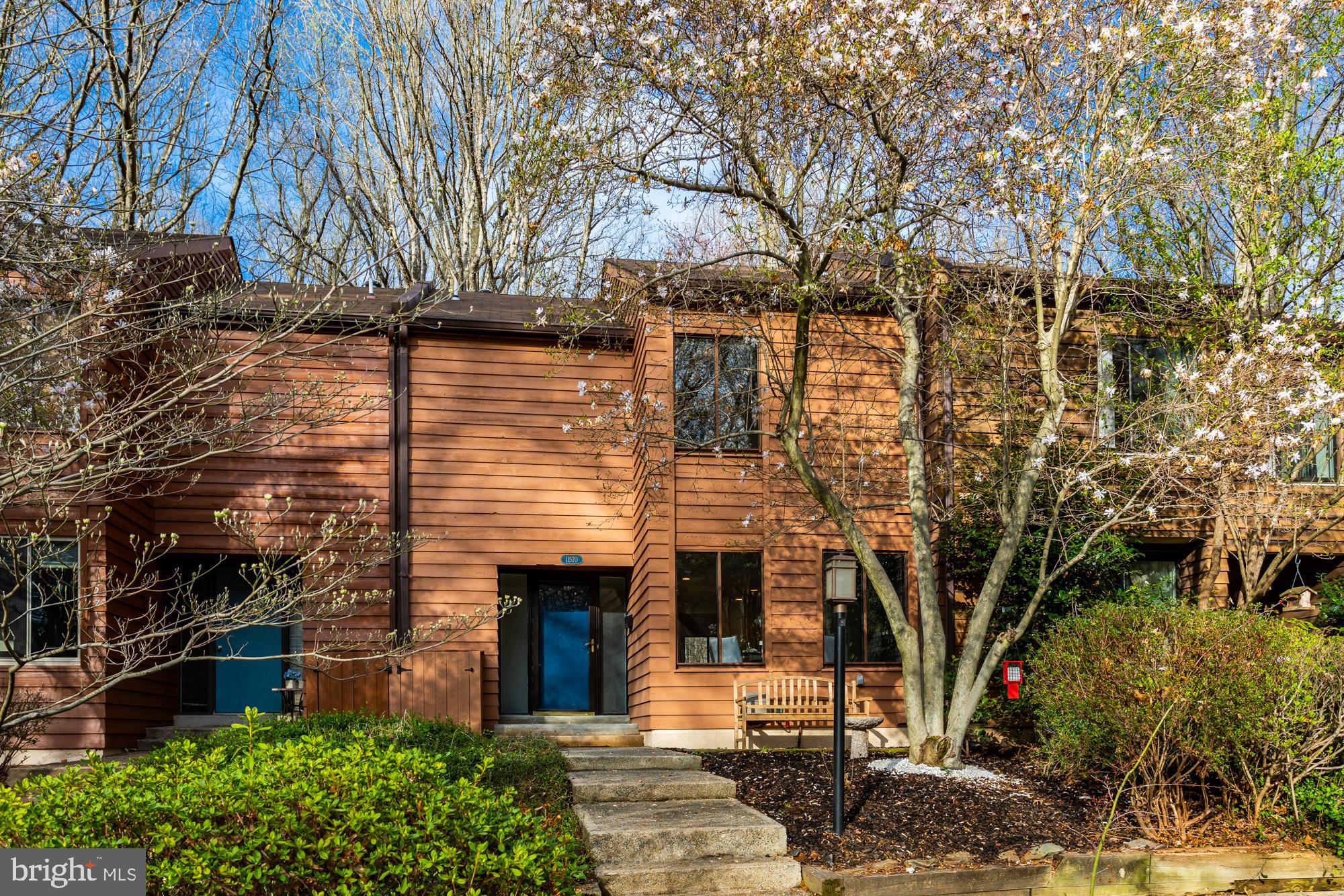 RESTON - Residential