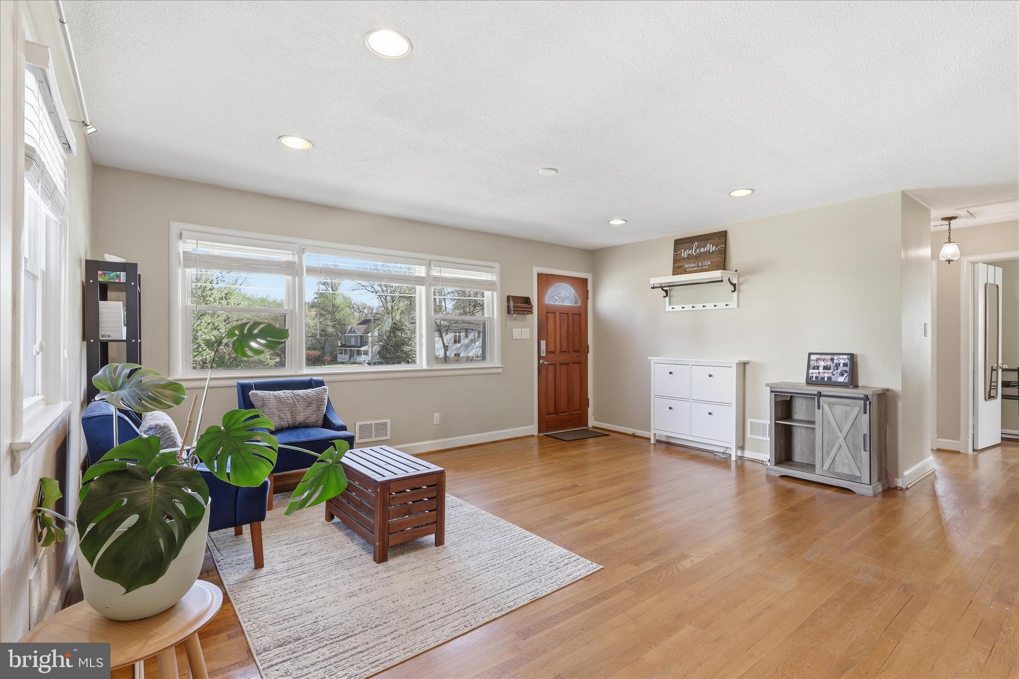 VIENNA WOODS - Residential