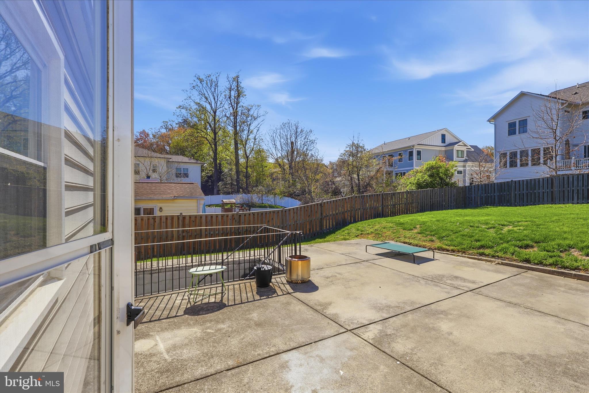 VIENNA WOODS - Residential