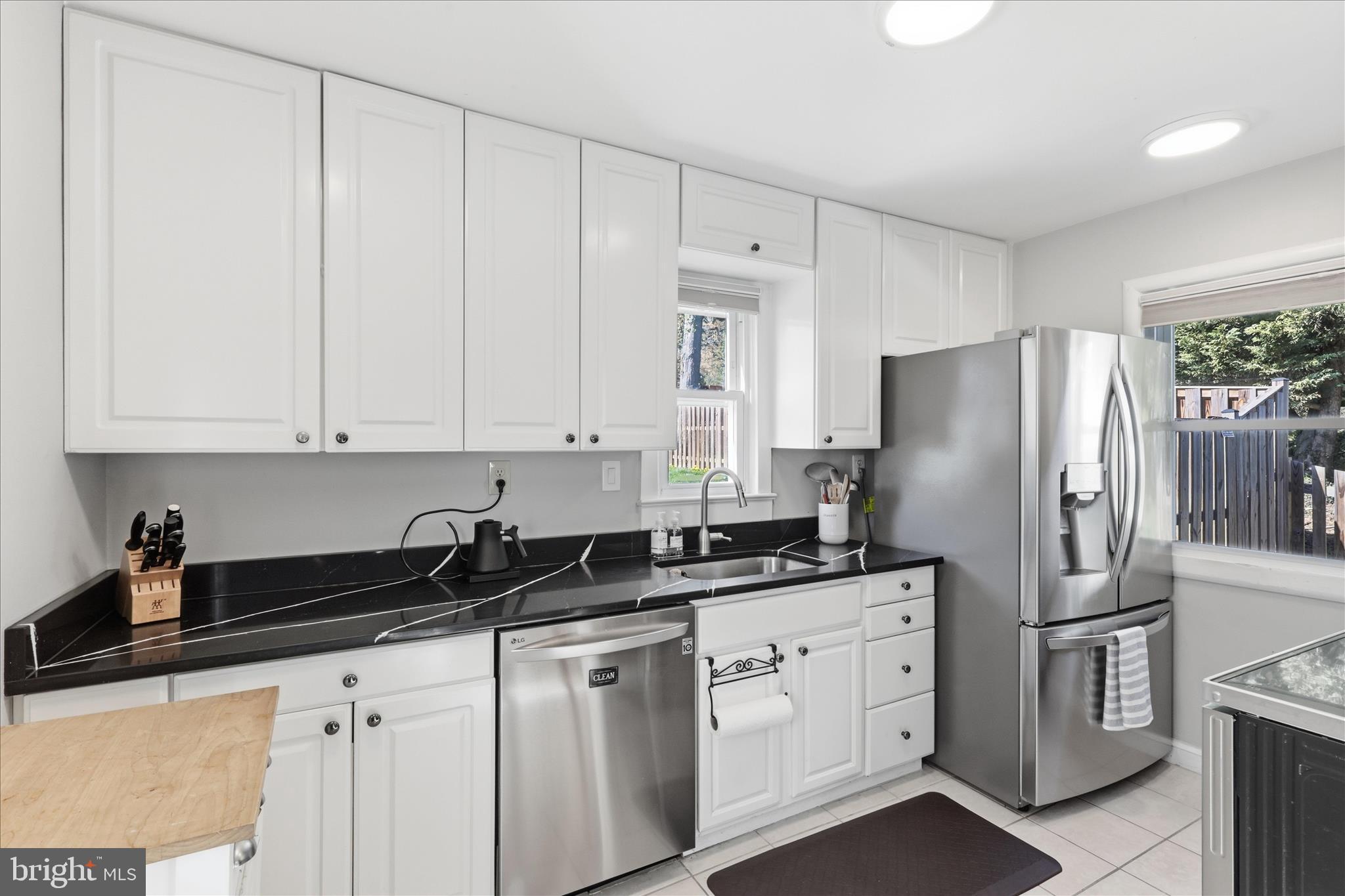 VIENNA WOODS - Residential