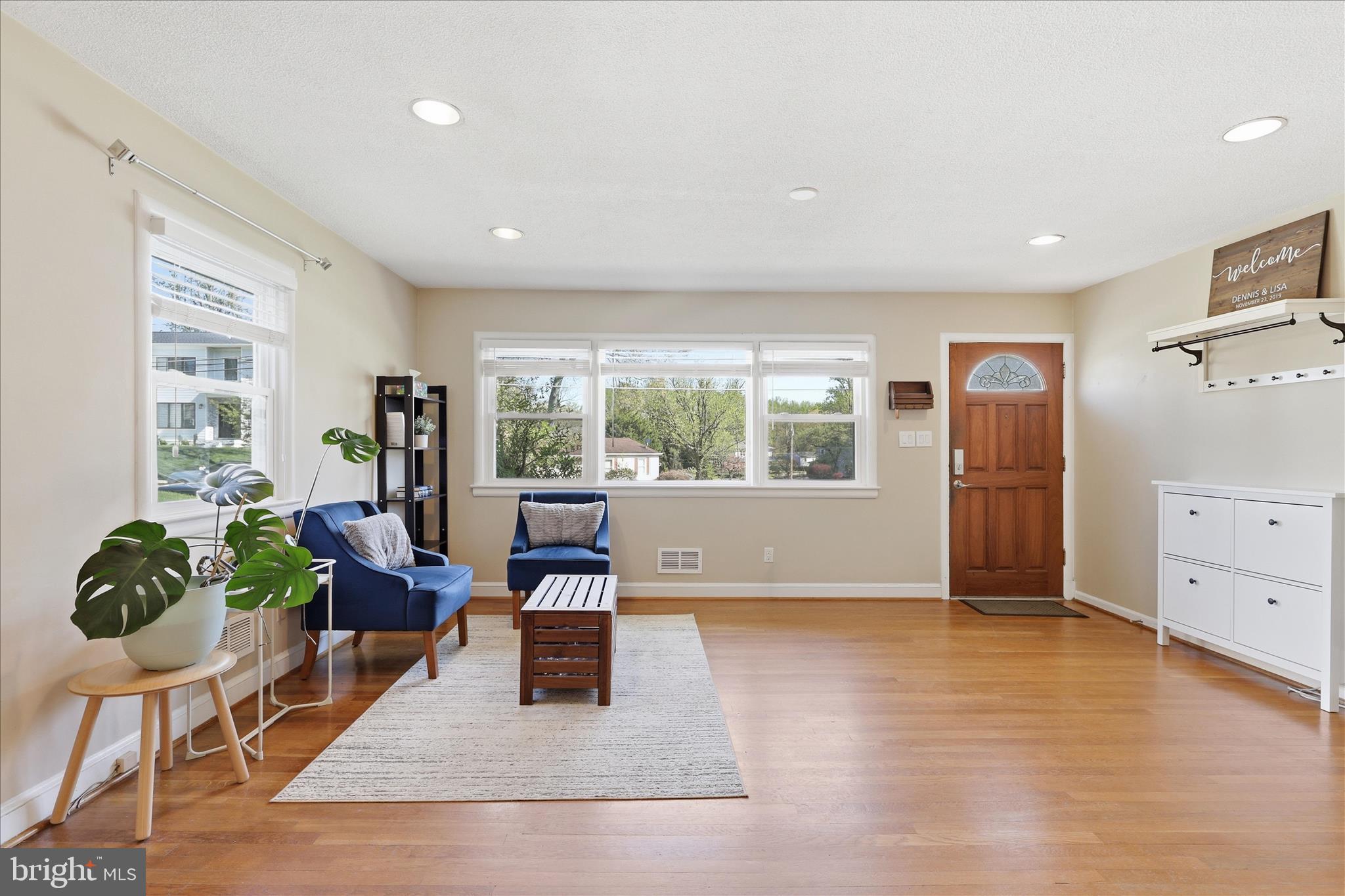 VIENNA WOODS - Residential