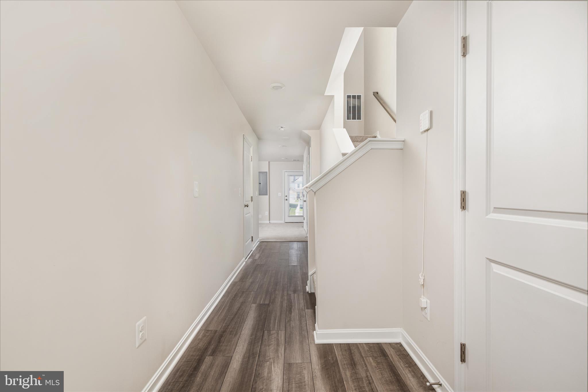 SENSENY VILLAGE - Residential Lease