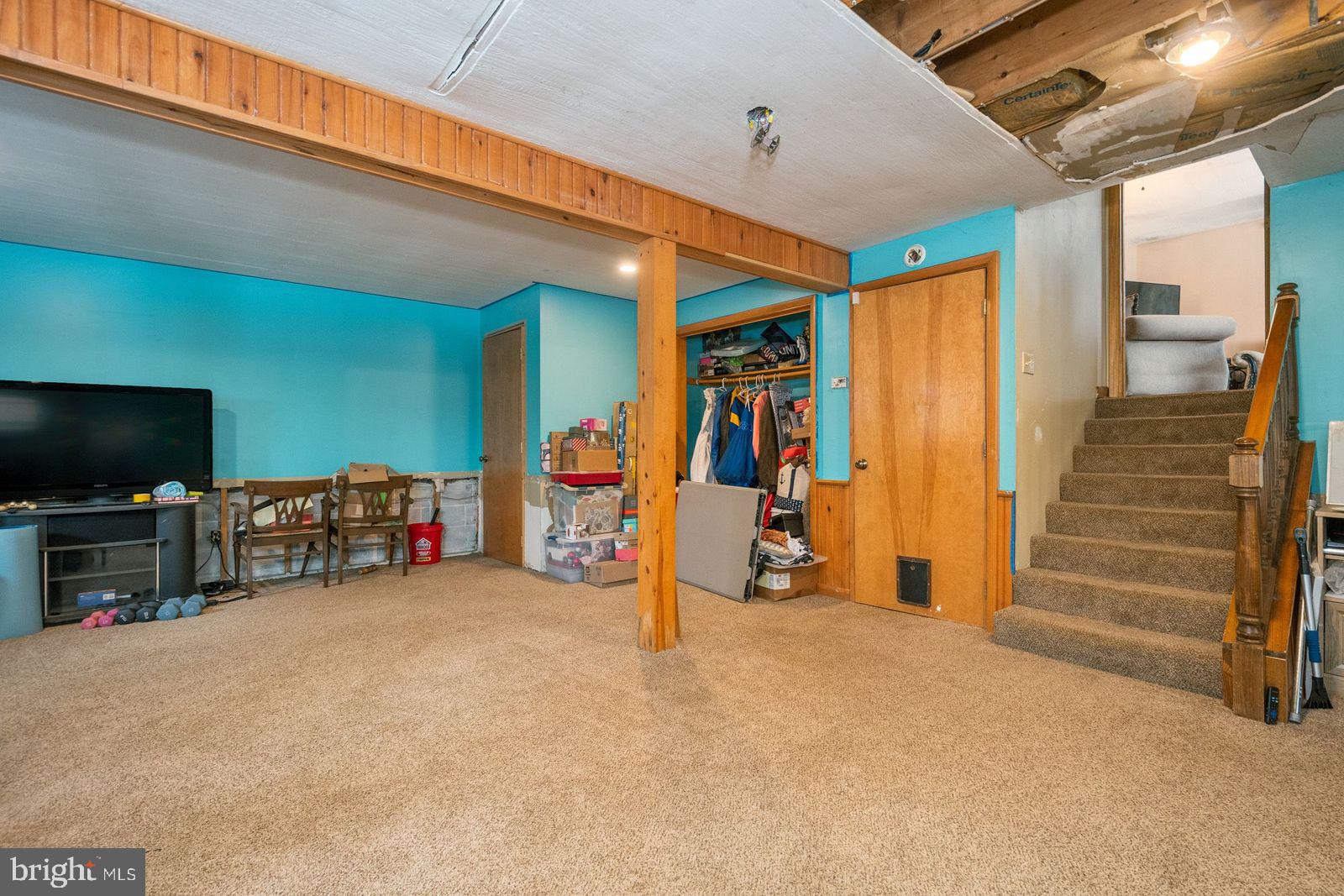 OAKLAND - Residential