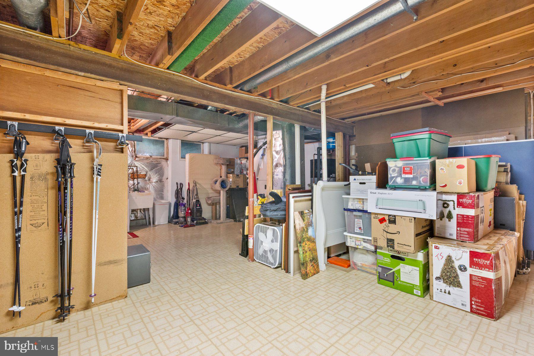 MILLS FARM - Residential