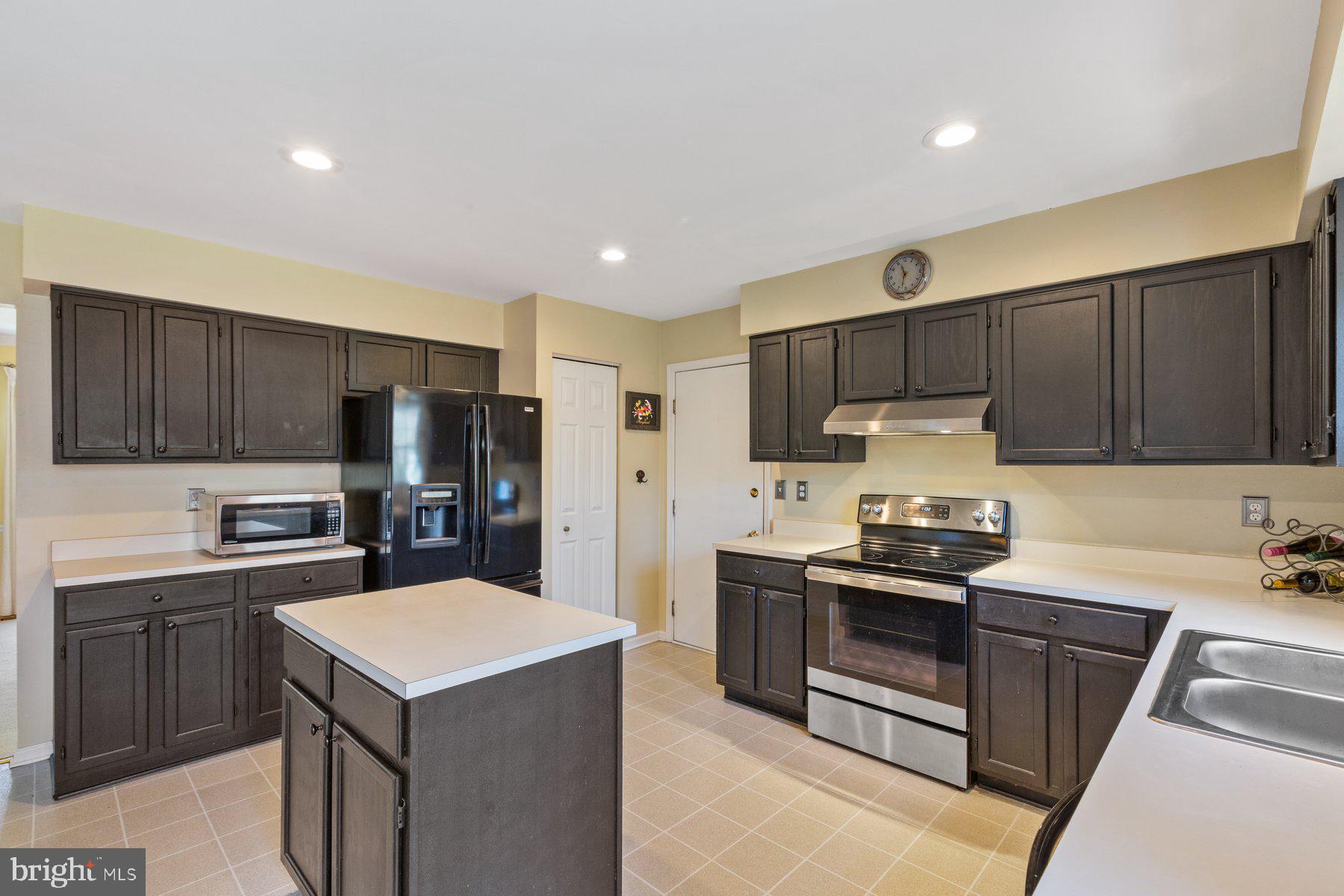 MILLS FARM - Residential