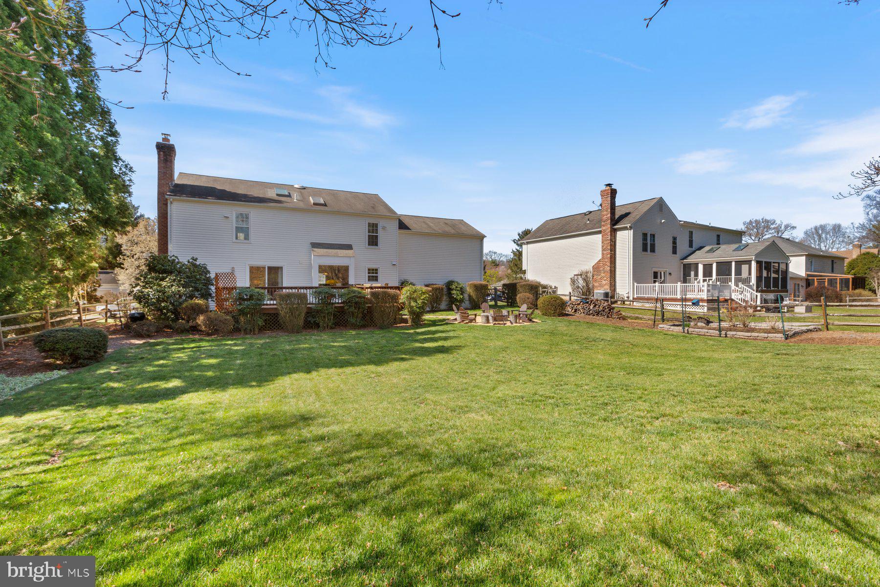 MILLS FARM - Residential