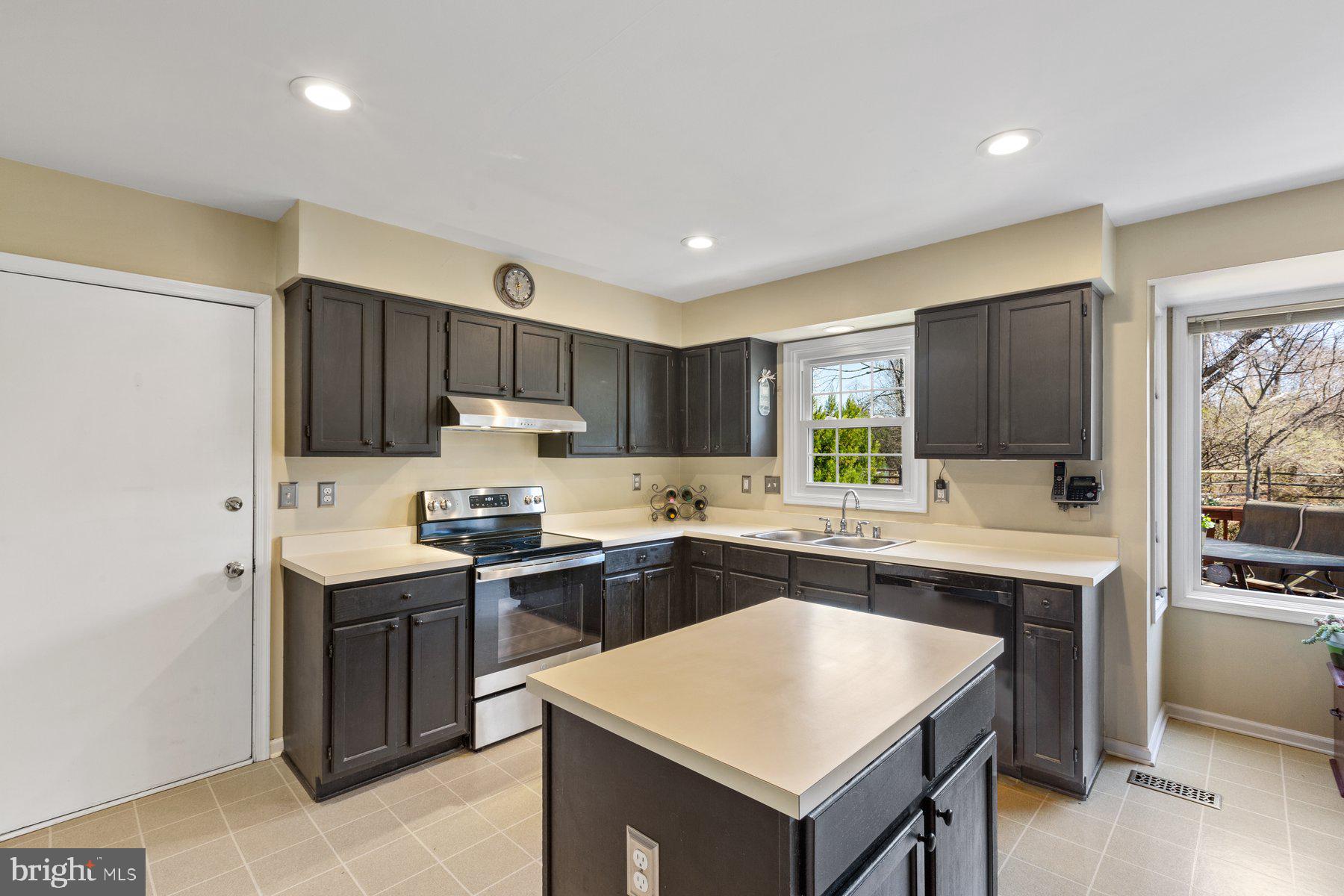 MILLS FARM - Residential