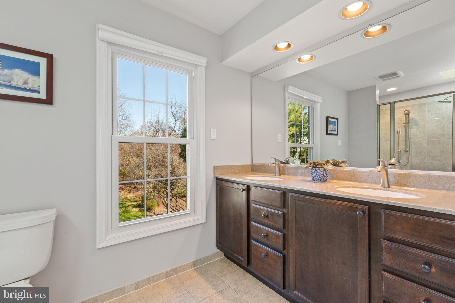 MILLS FARM - Residential