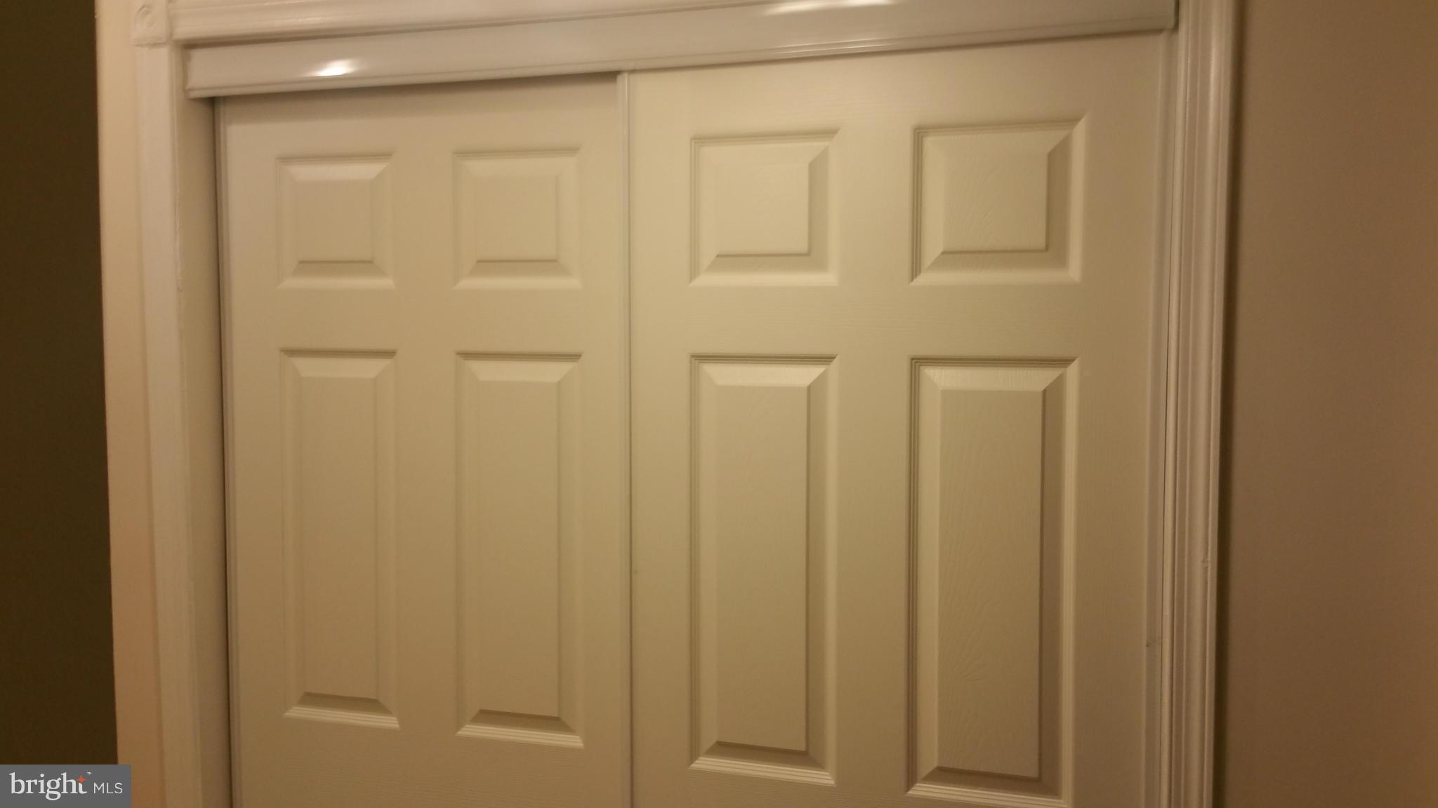 THE MEADOWS - Residential Lease