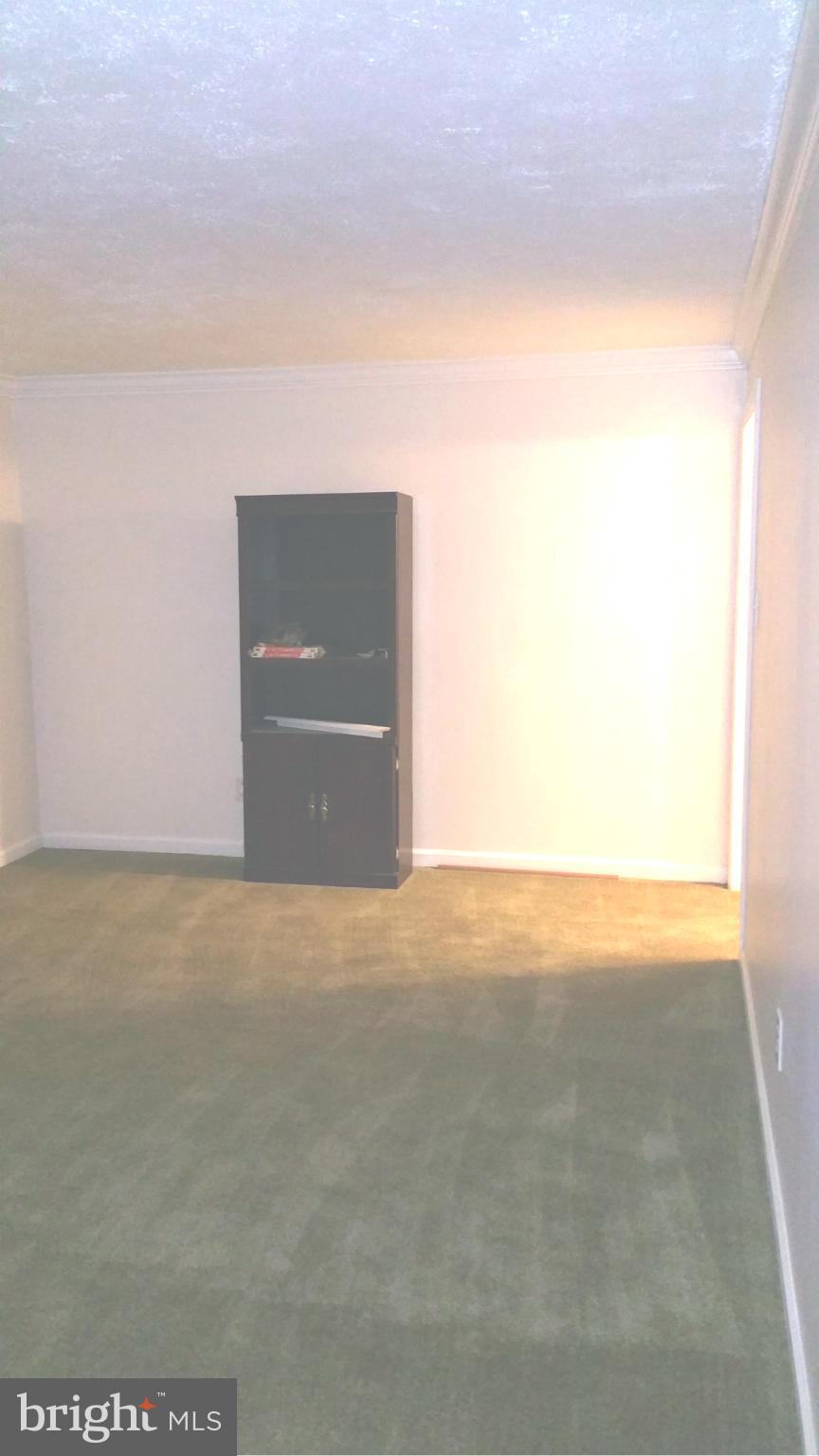 THE MEADOWS - Residential Lease