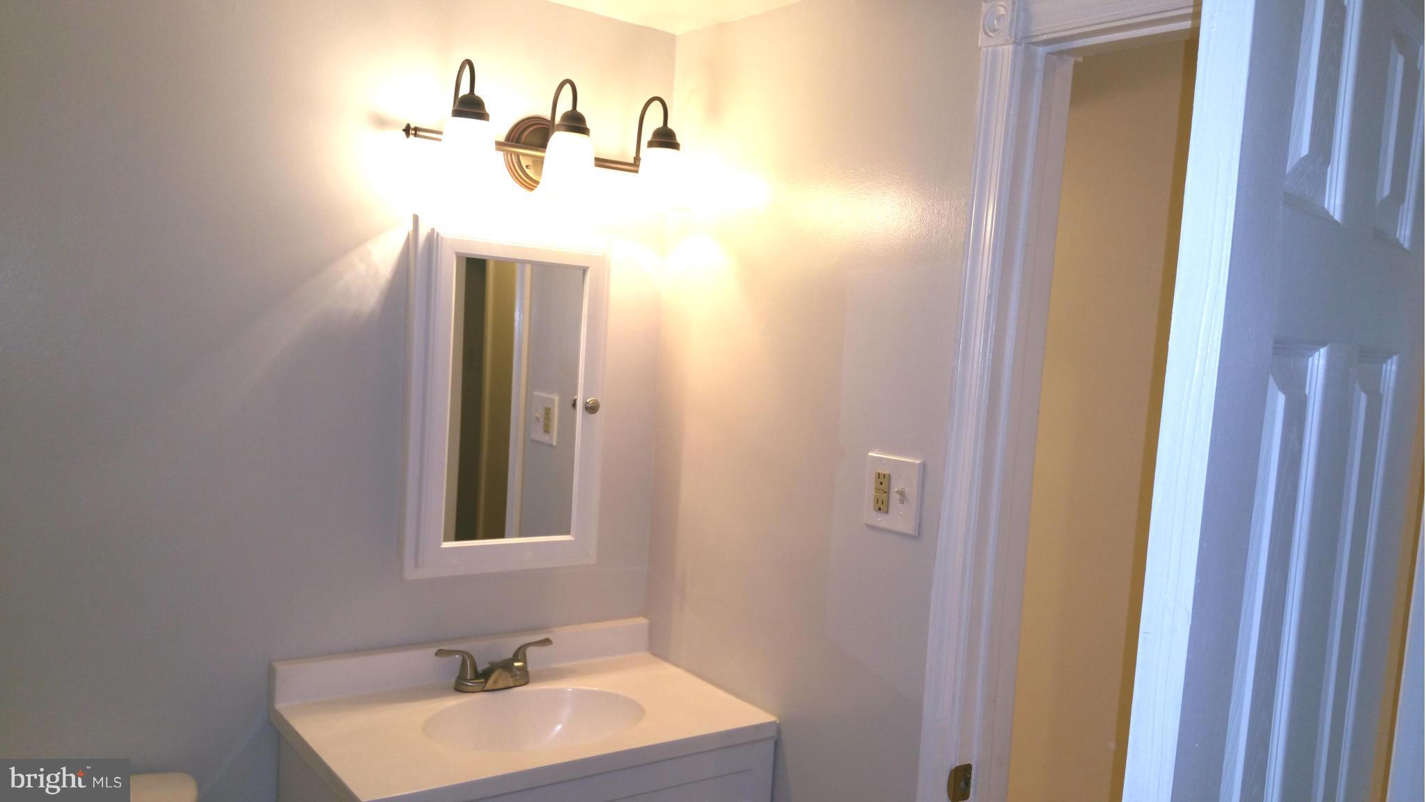 THE MEADOWS - Residential Lease