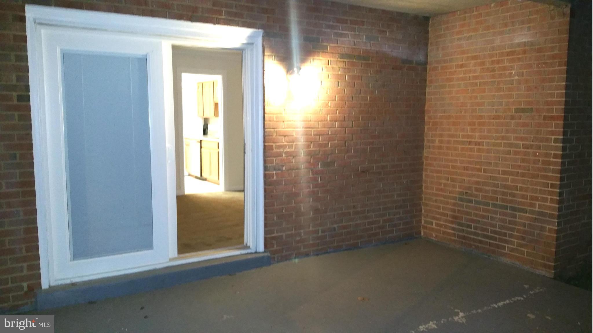 THE MEADOWS - Residential Lease