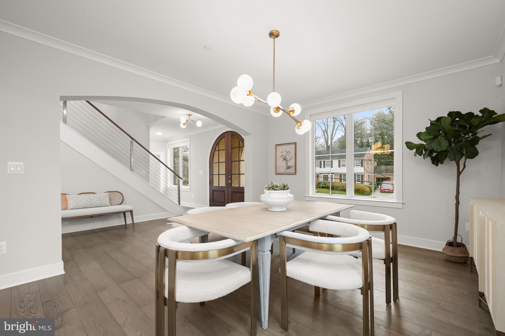 MARY KNOLLS - Residential