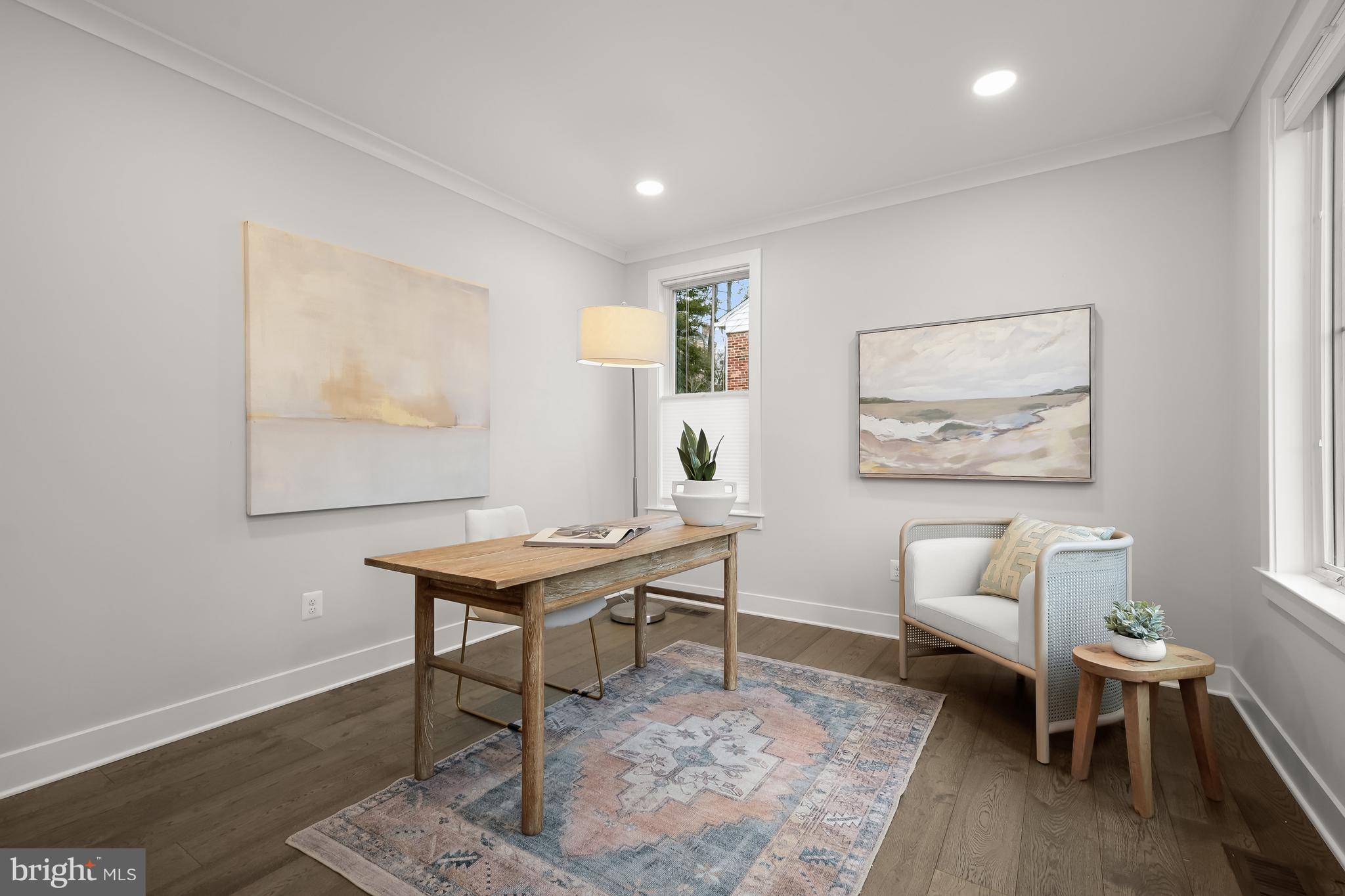 MARY KNOLLS - Residential