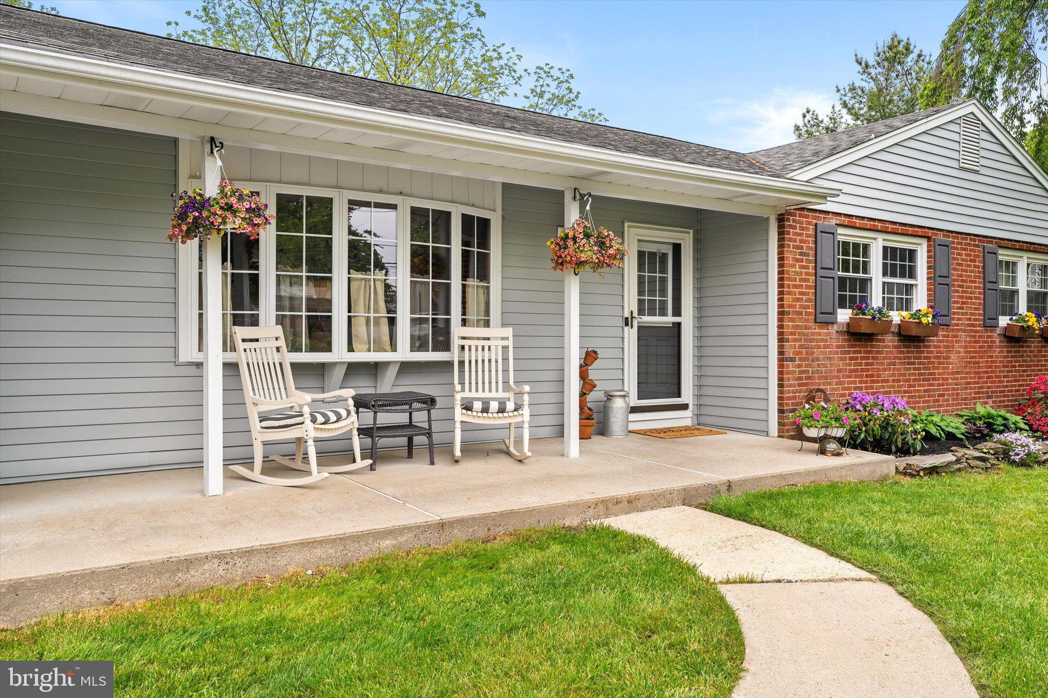 20 WINTERSET DRIVE