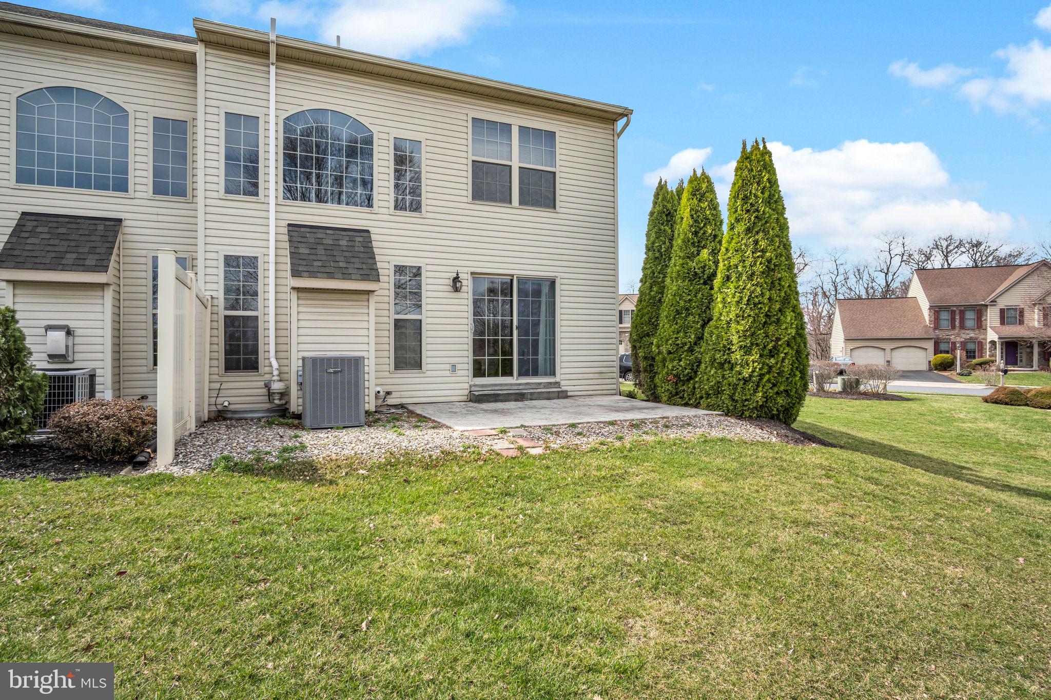 GALA SQUARE-WINDING HILLS - Residential