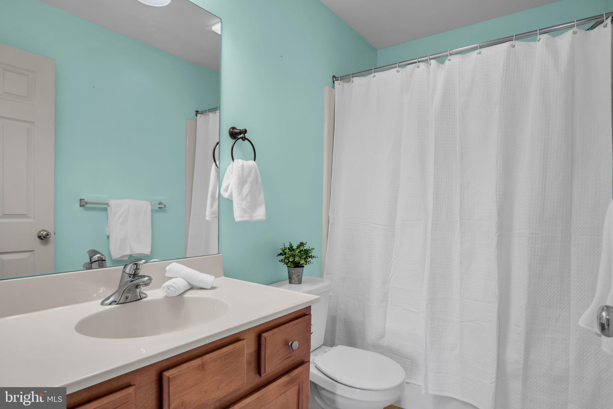 GALA SQUARE-WINDING HILLS - Residential