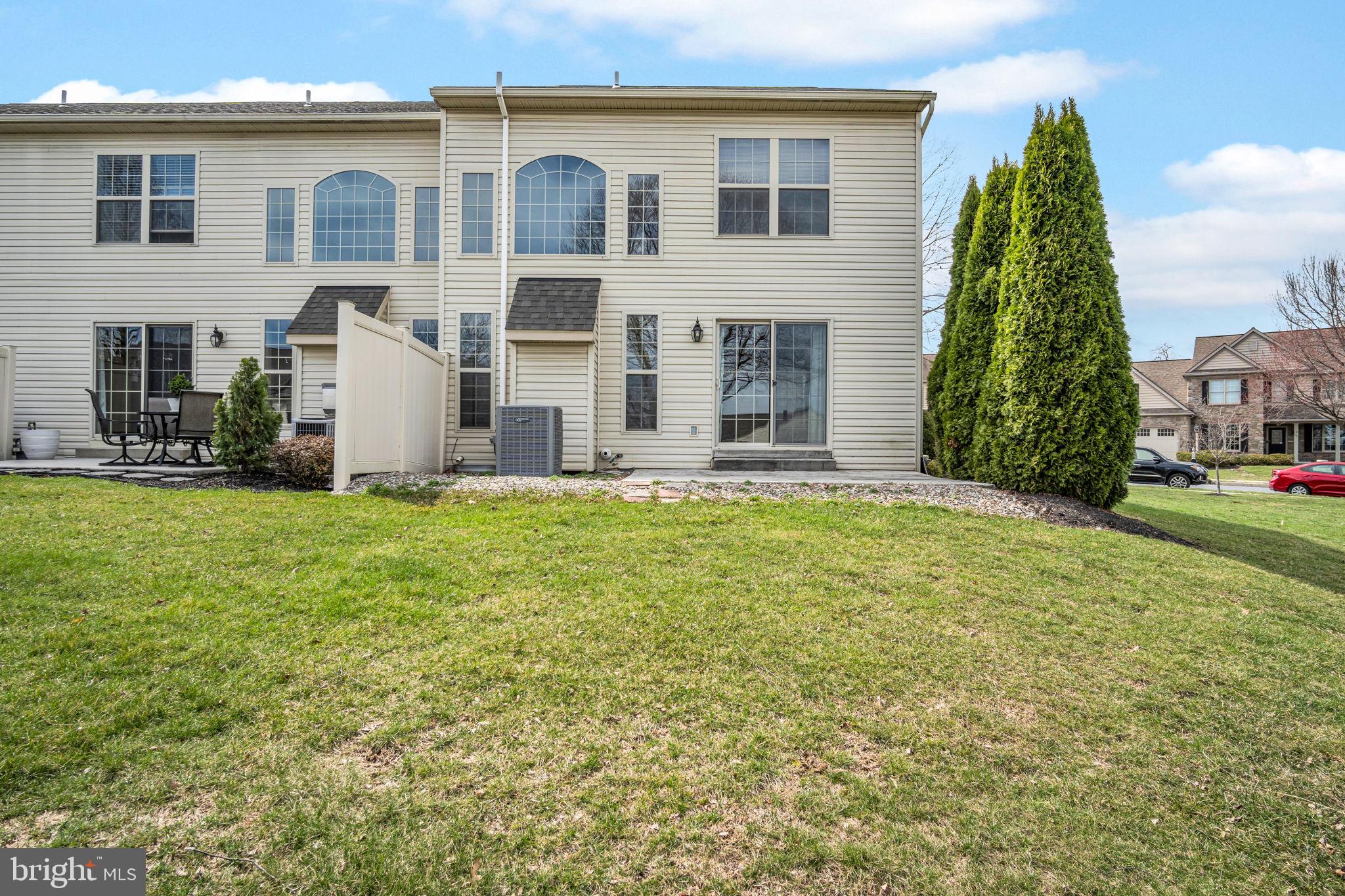 GALA SQUARE-WINDING HILLS - Residential