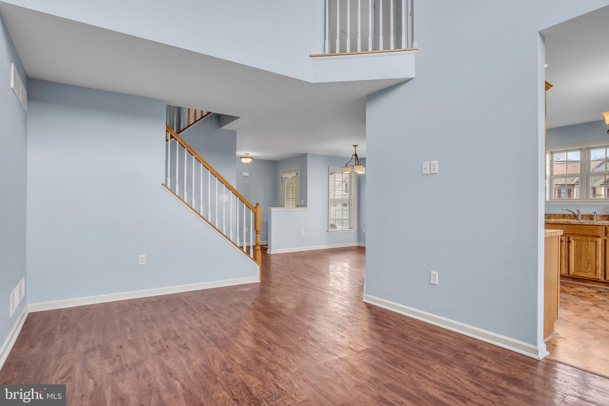 GALA SQUARE-WINDING HILLS - Residential