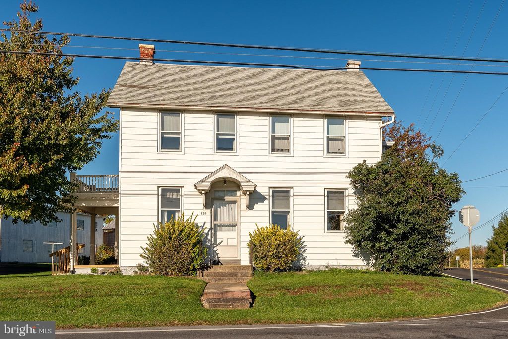 Photo of 795 Temperance Hill Road, Lititz, PA 17543 (MLS # PALA2043514)