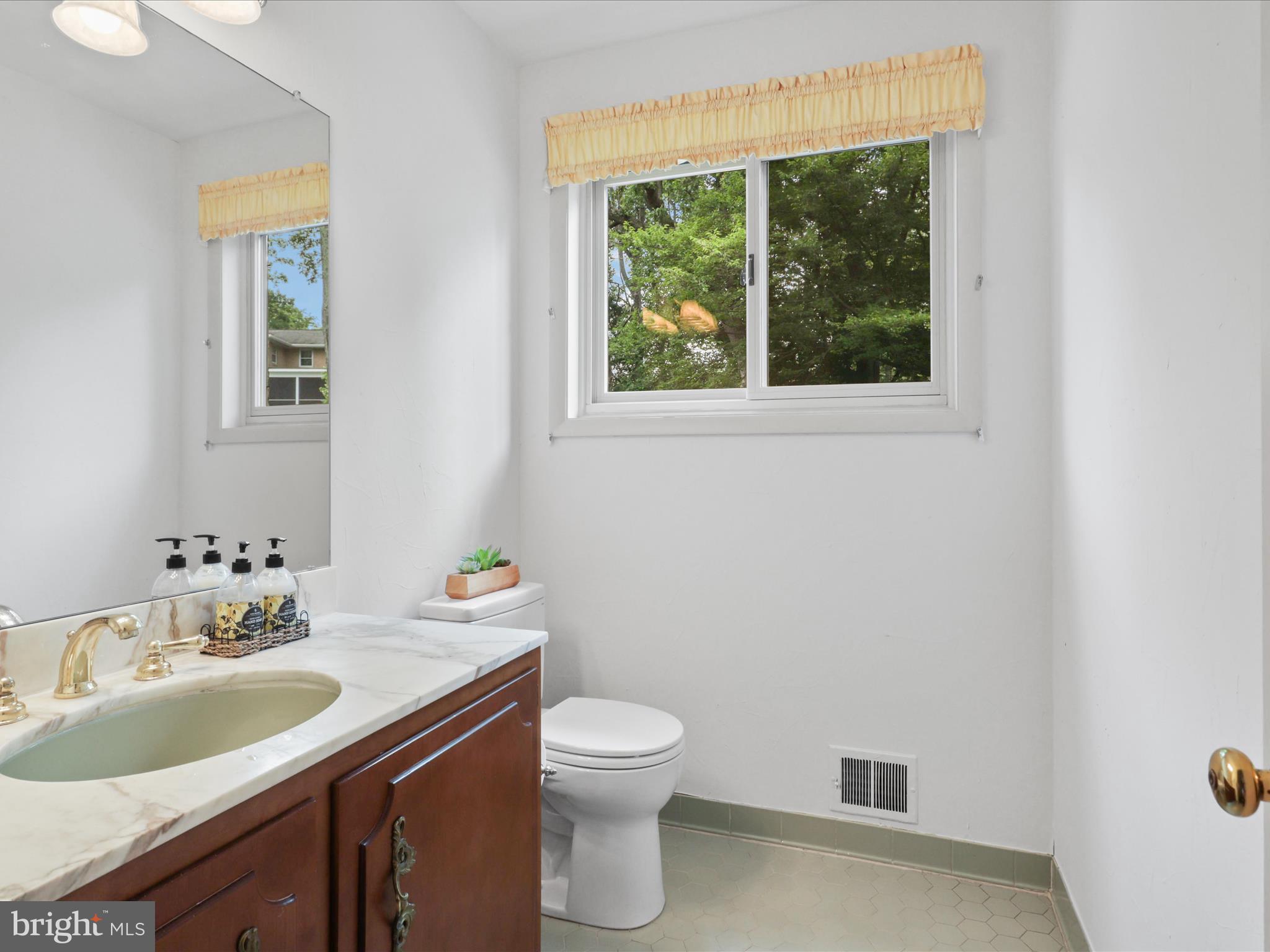 CHAIN BRIDGE FOREST - Residential