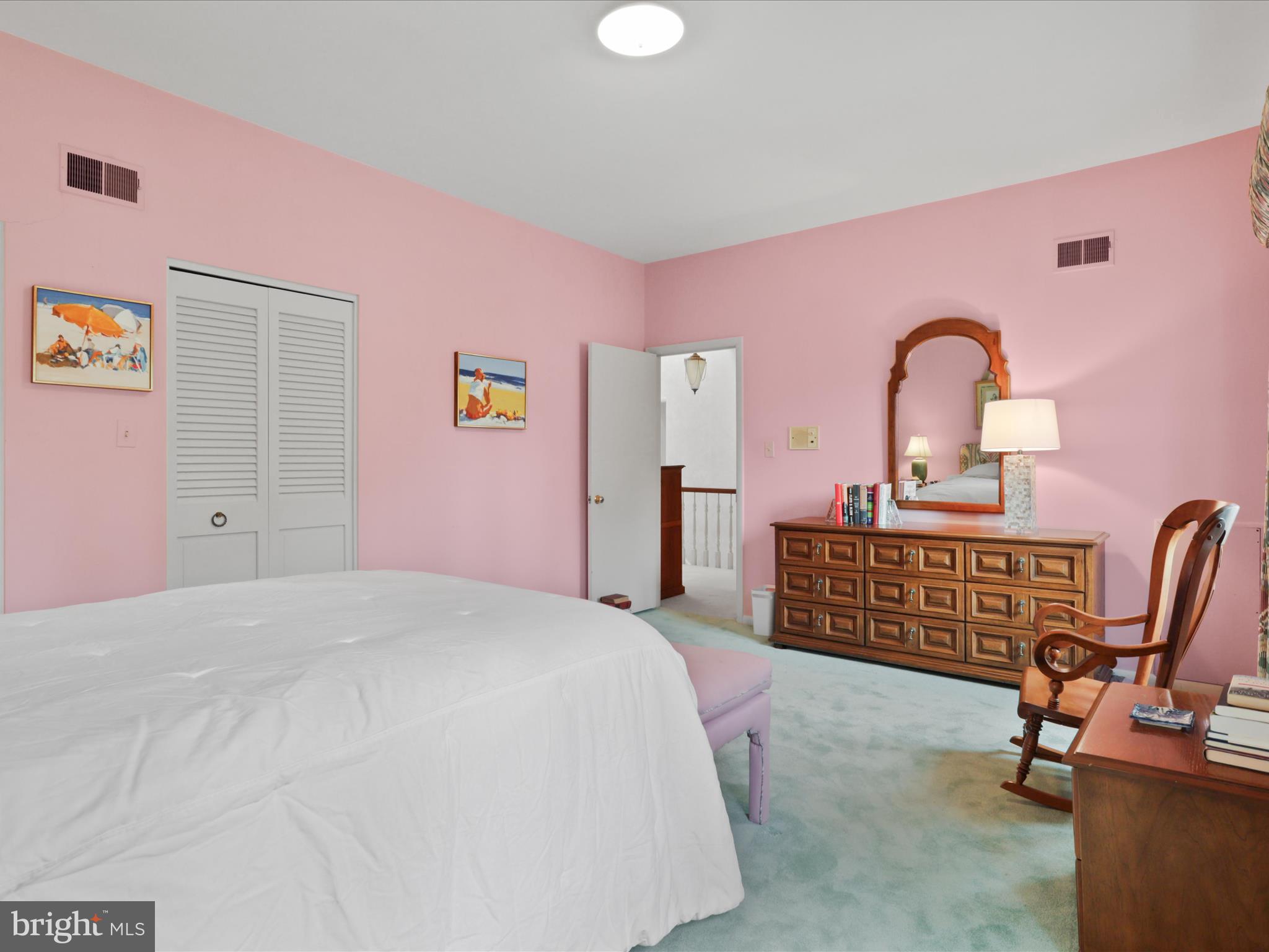 CHAIN BRIDGE FOREST - Residential