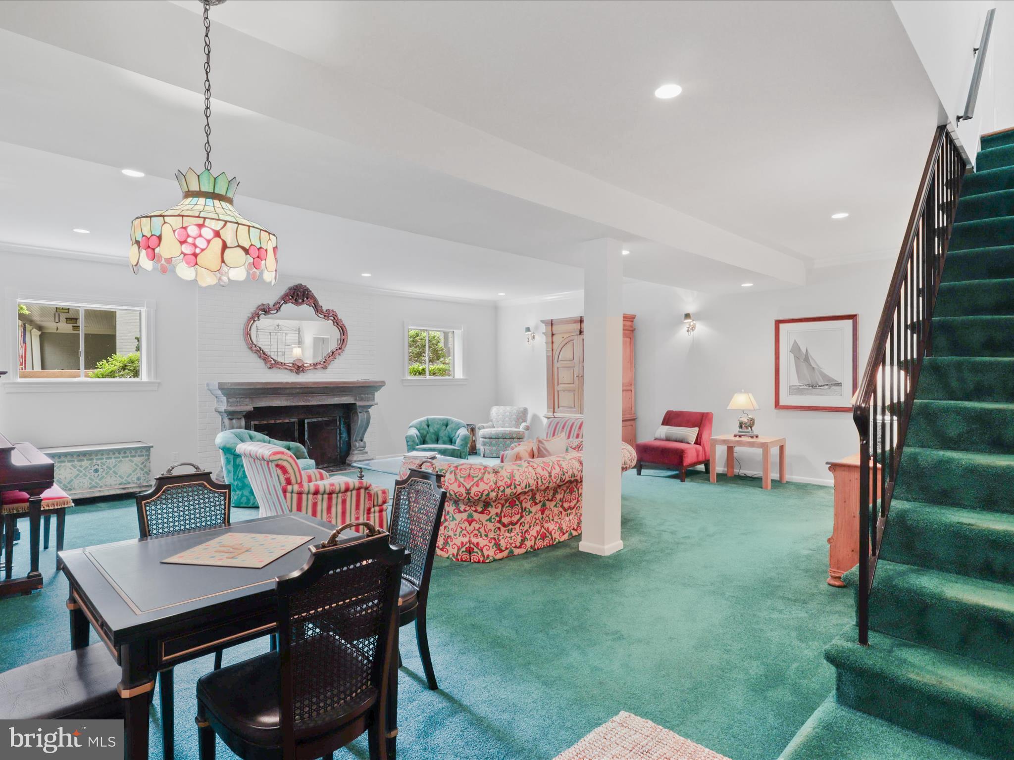 CHAIN BRIDGE FOREST - Residential