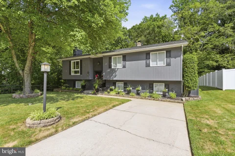 MLS: MDHR2057490