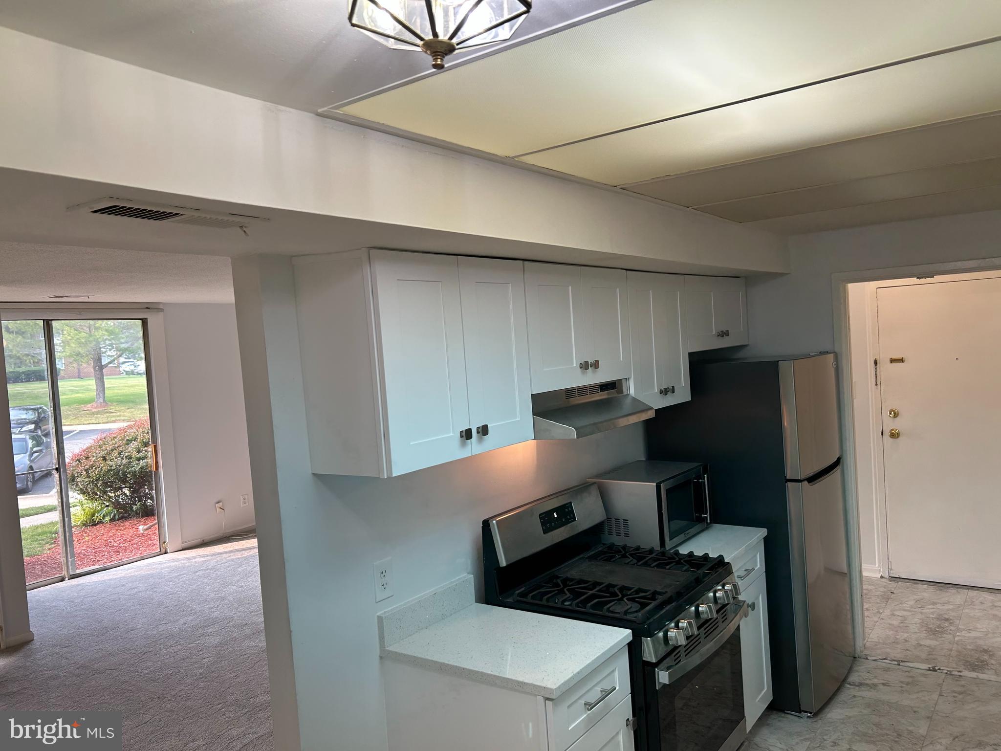 PINES CONDO 01 - Residential