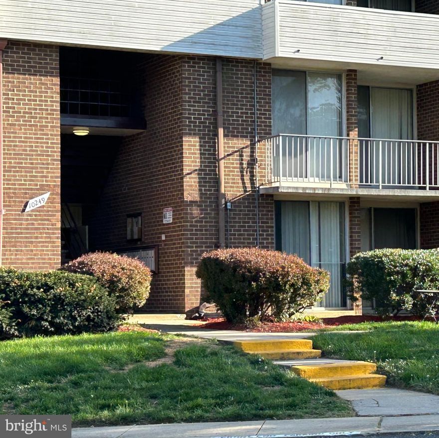 Beautiful One Bedroom condo on first floor (no steps).  New Gourmet kitchen with all new Stainless Steel Appliances .  Granite Counter Top.  New Front Loading Washer/Dryer (with 3 year Warranty).
Swimming Pool access.  Assigned Parking Space and Guest Parking sticker. Condo fee covers gas and water.
PG Community College nearby with track and tennis courts open to the public.  
(Thank you for your interest, Multiple Offers received)
Great location close to shops, restaurants, Metro with easy access to and from DC.