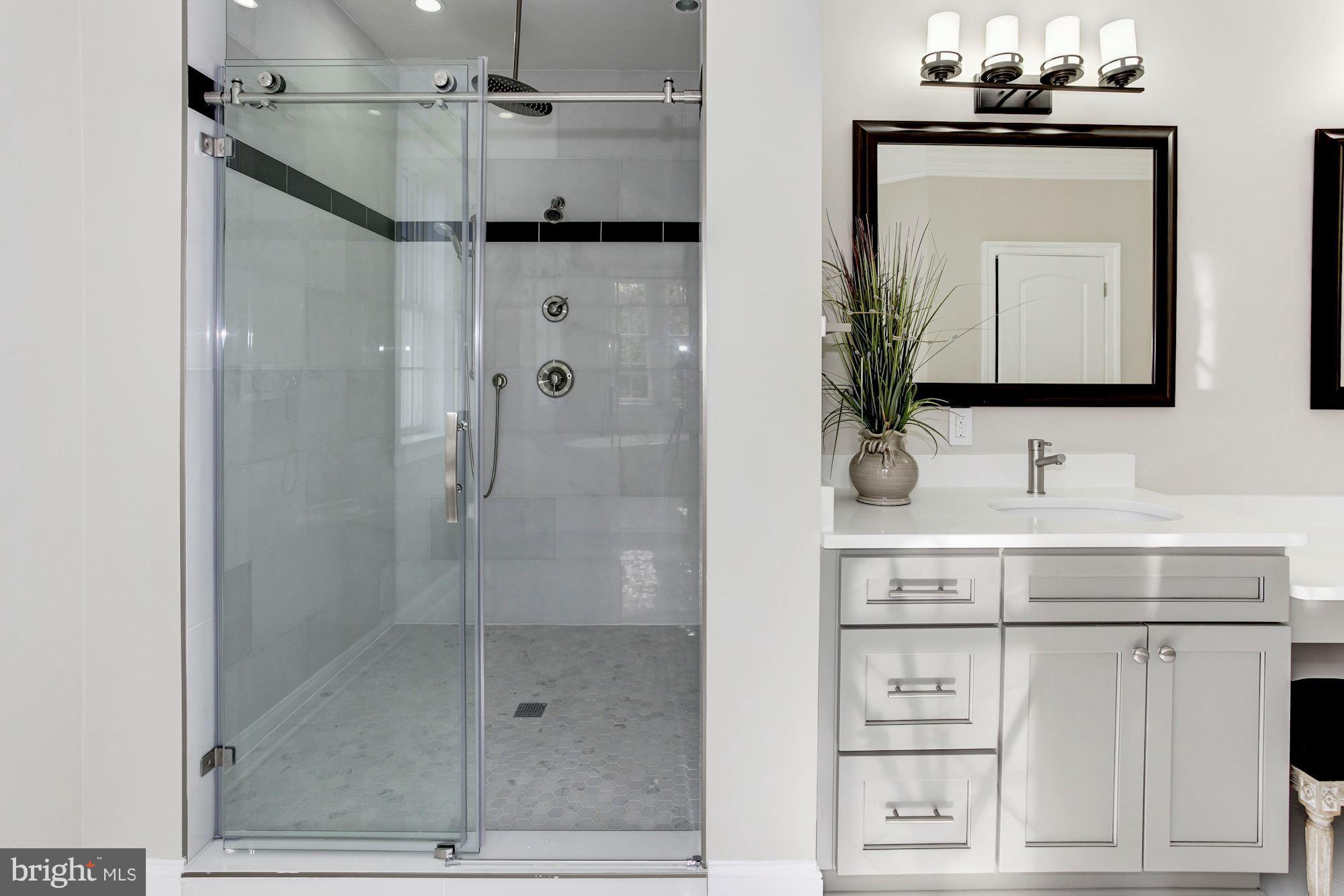 LEWINSVILLE HEIGHTS - Residential