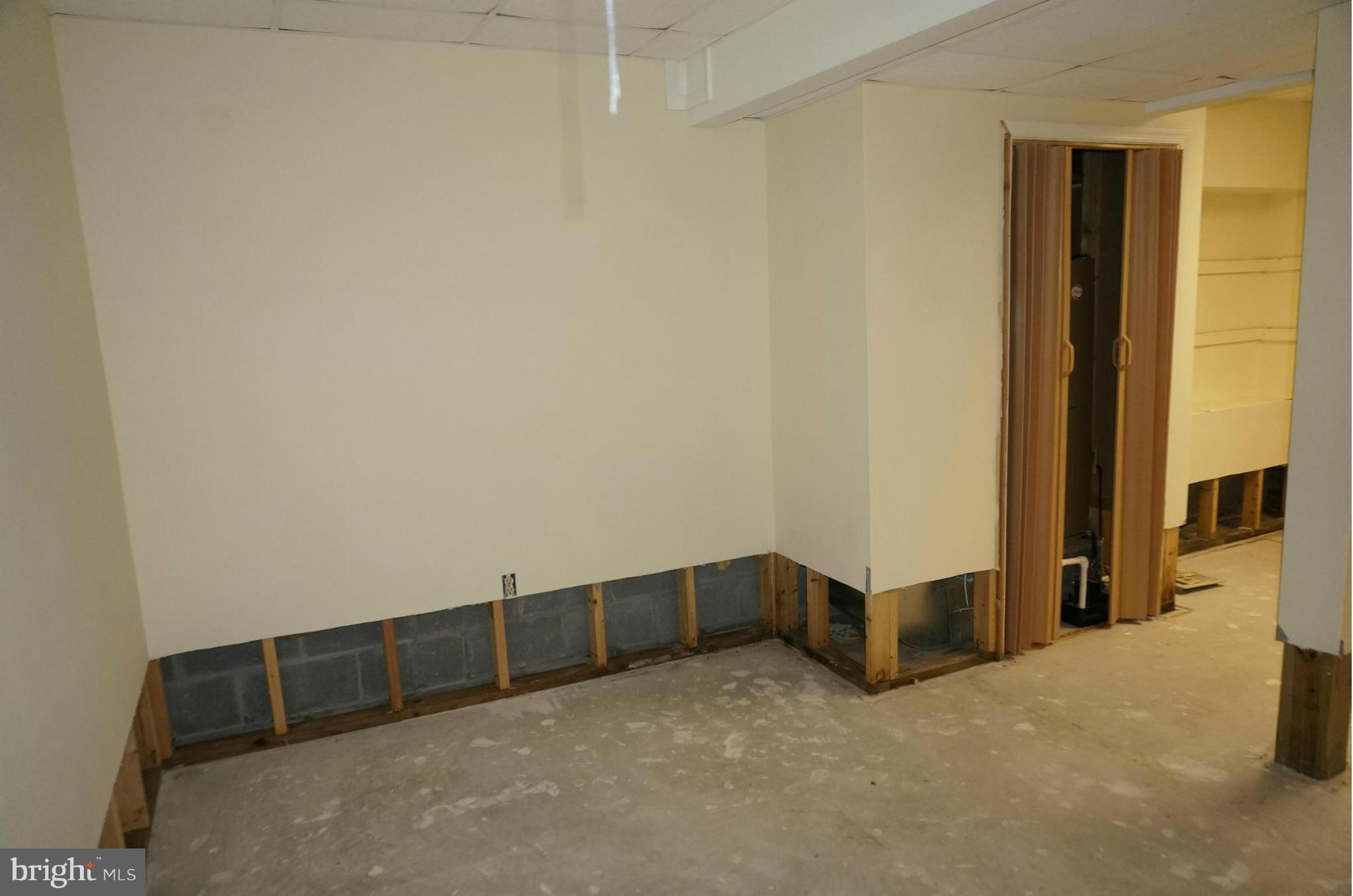 ROLLING MEADOWS - Residential