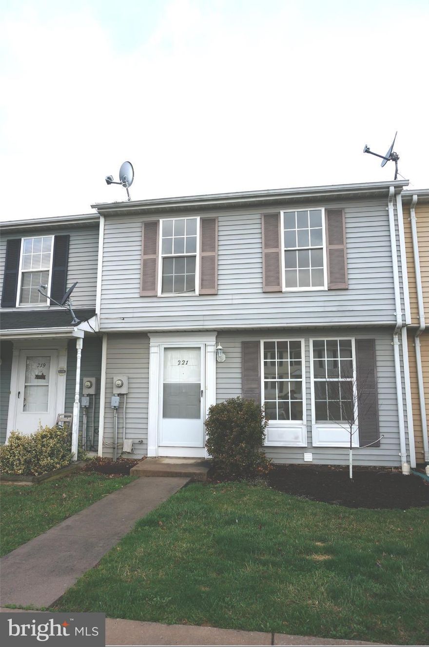 ATTENTION Investors & Home Buyers Who Want To Build Sweat Equity. Offered Below Other Recent Sales Of Comparable Homes.   Investors Consider Rehab/Resale or Rehab/Rent... Home Buyers  Purchase With FHA 203K To Escrow Cost Of Repairs To Complete Repairs After Settlement. Cash, Conventional or FHA 203K Financing. The Home Is Being Sold "As Is"  With Inspections But Seller Will Not Make Any Repairs.