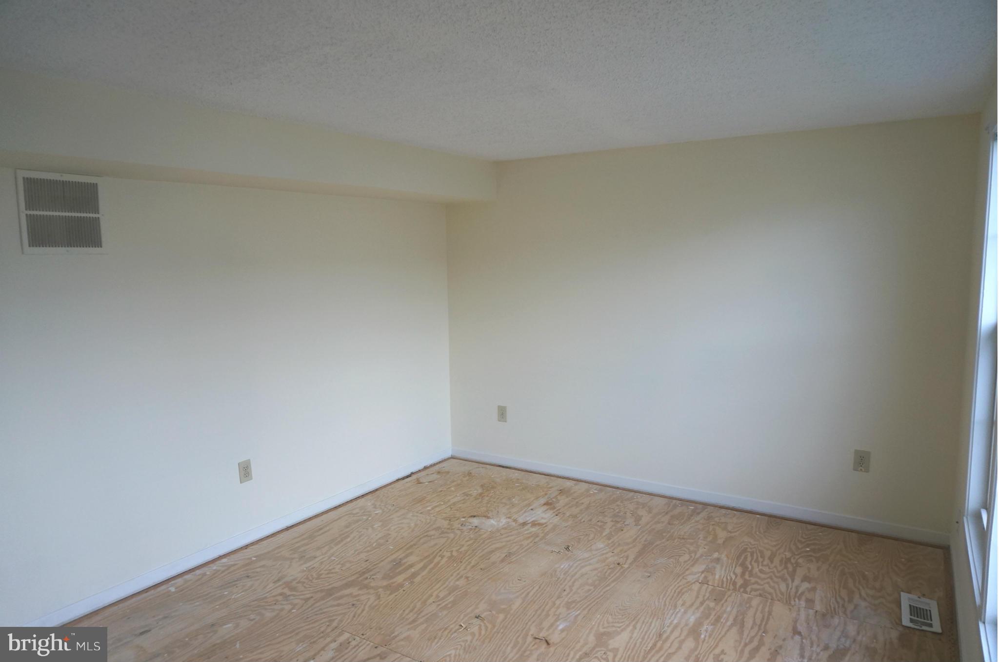 ROLLING MEADOWS - Residential