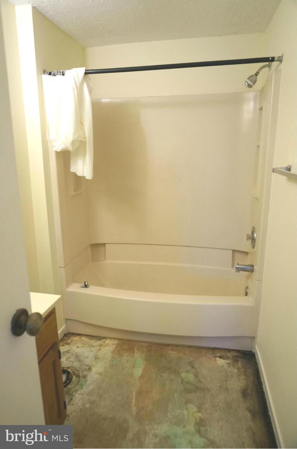 ROLLING MEADOWS - Residential