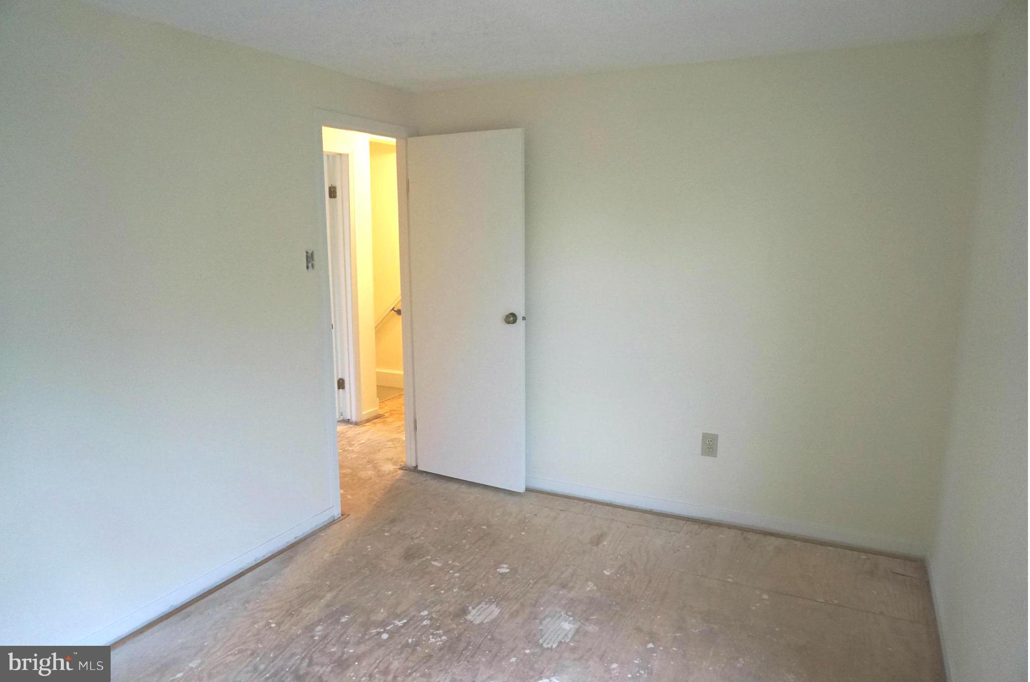 ROLLING MEADOWS - Residential